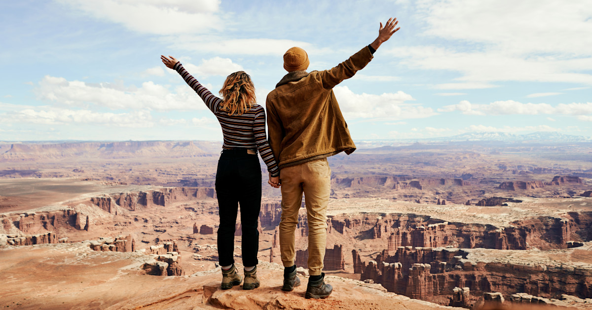 International Travel to Utah: Book It