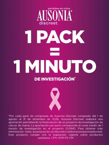 Dos señoras con pañuelo rosa para la campaña Ausonia Discreta de la AECC