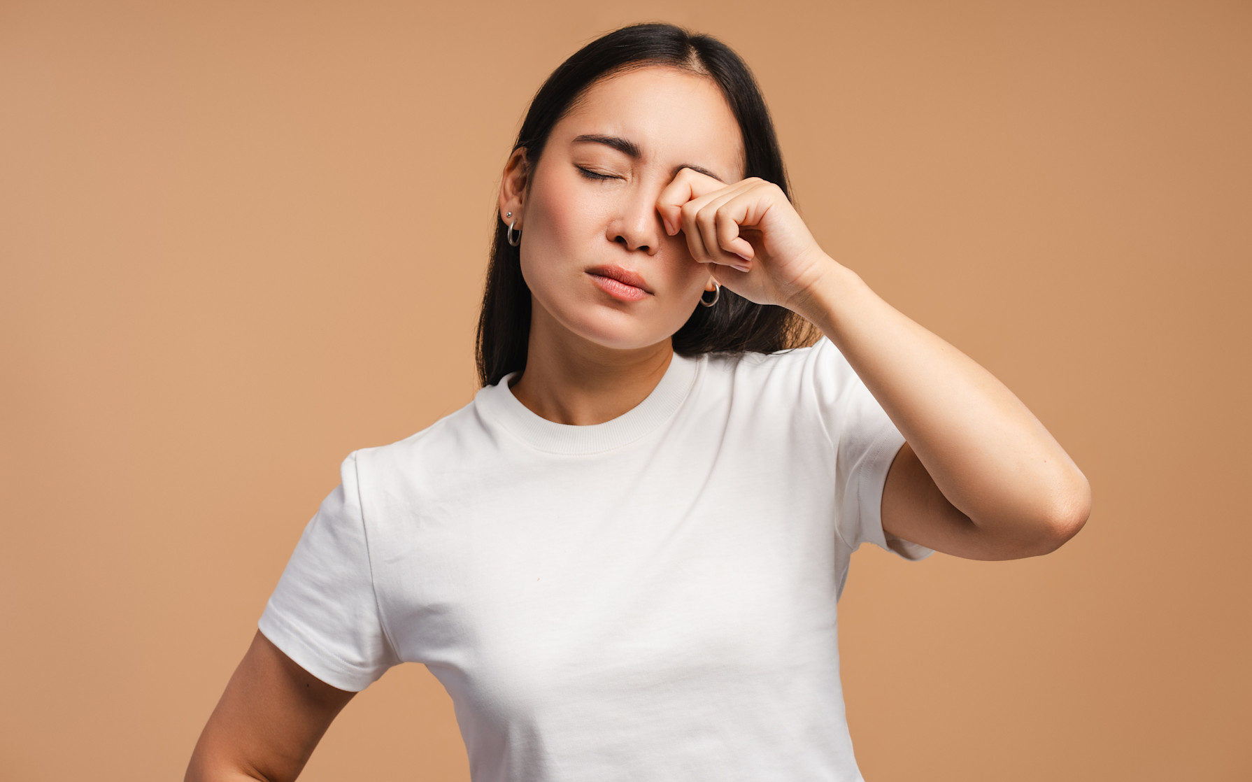 Tache rouge sous l'œil causes, symptômes et solutions AromaZone — free download