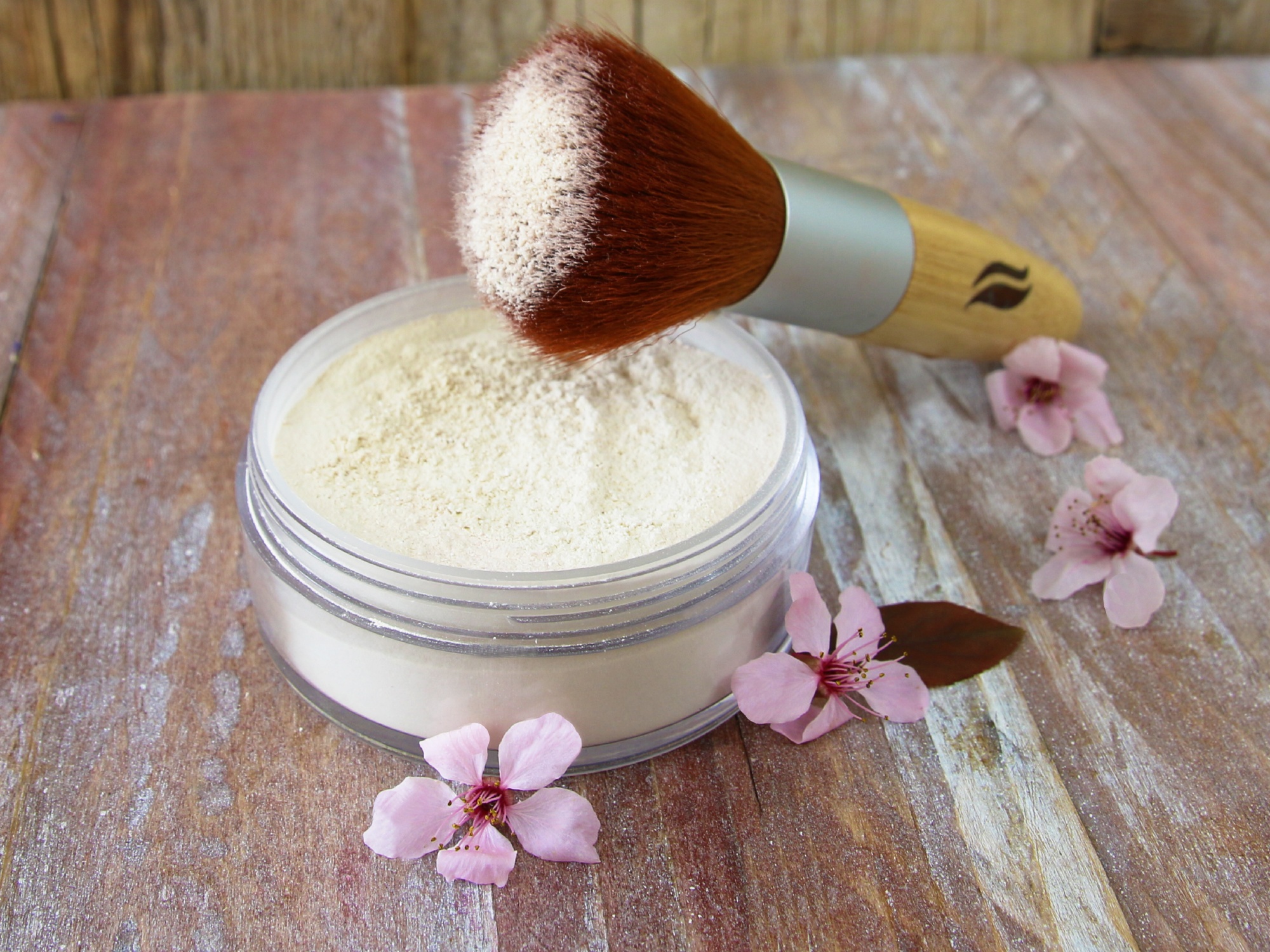 Pinceau Kabuki Ikos Vegan Pour Poudre - Longueur 9,5 Cm, Fibres Synthétiques, Neuf