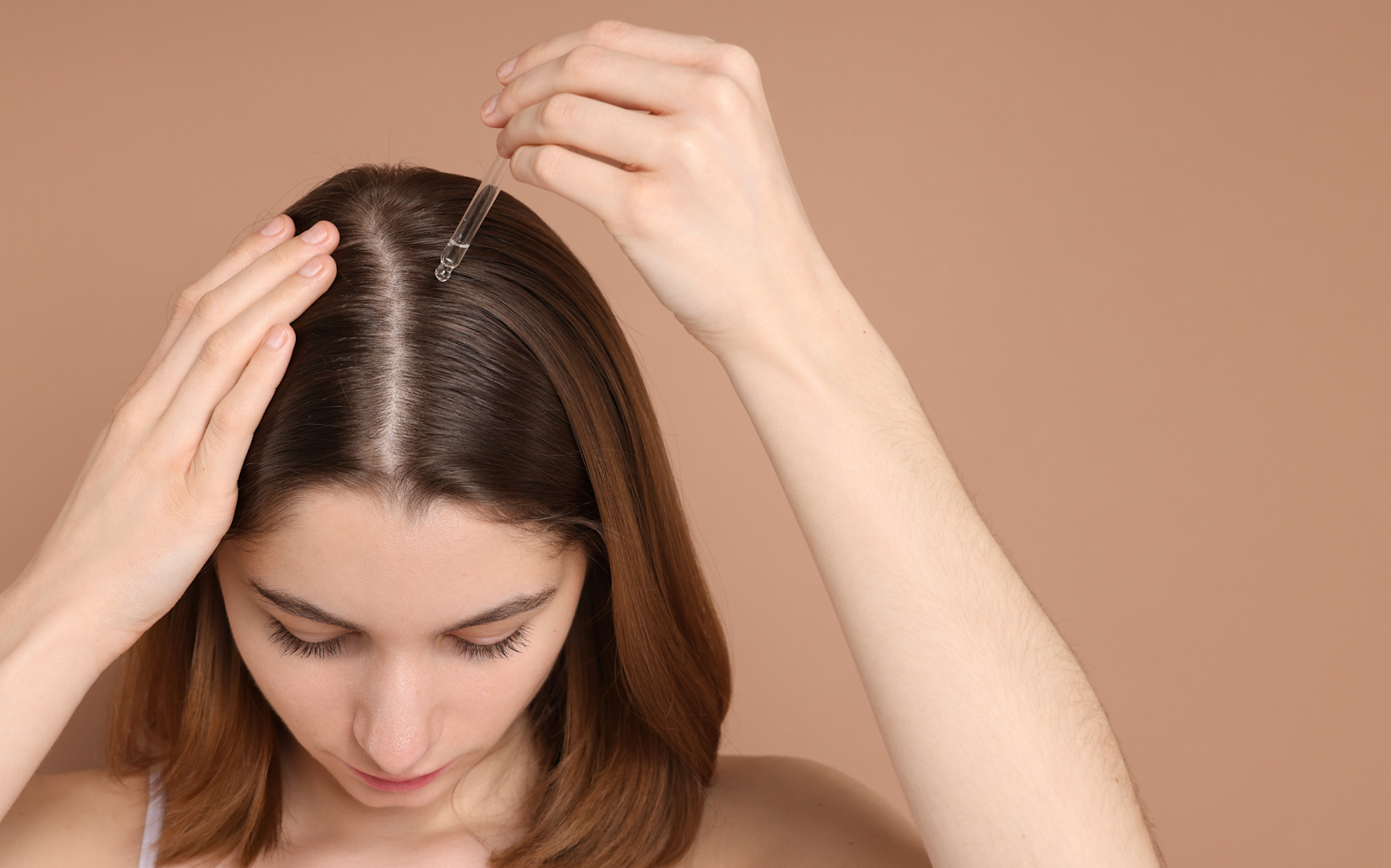Quelle est la meilleure cure pour la chute des cheveux — free download