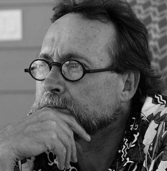 Headshot of Glenn Bell