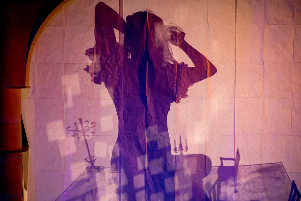 IMPROBABLE PAPERMAN SOHO 2518