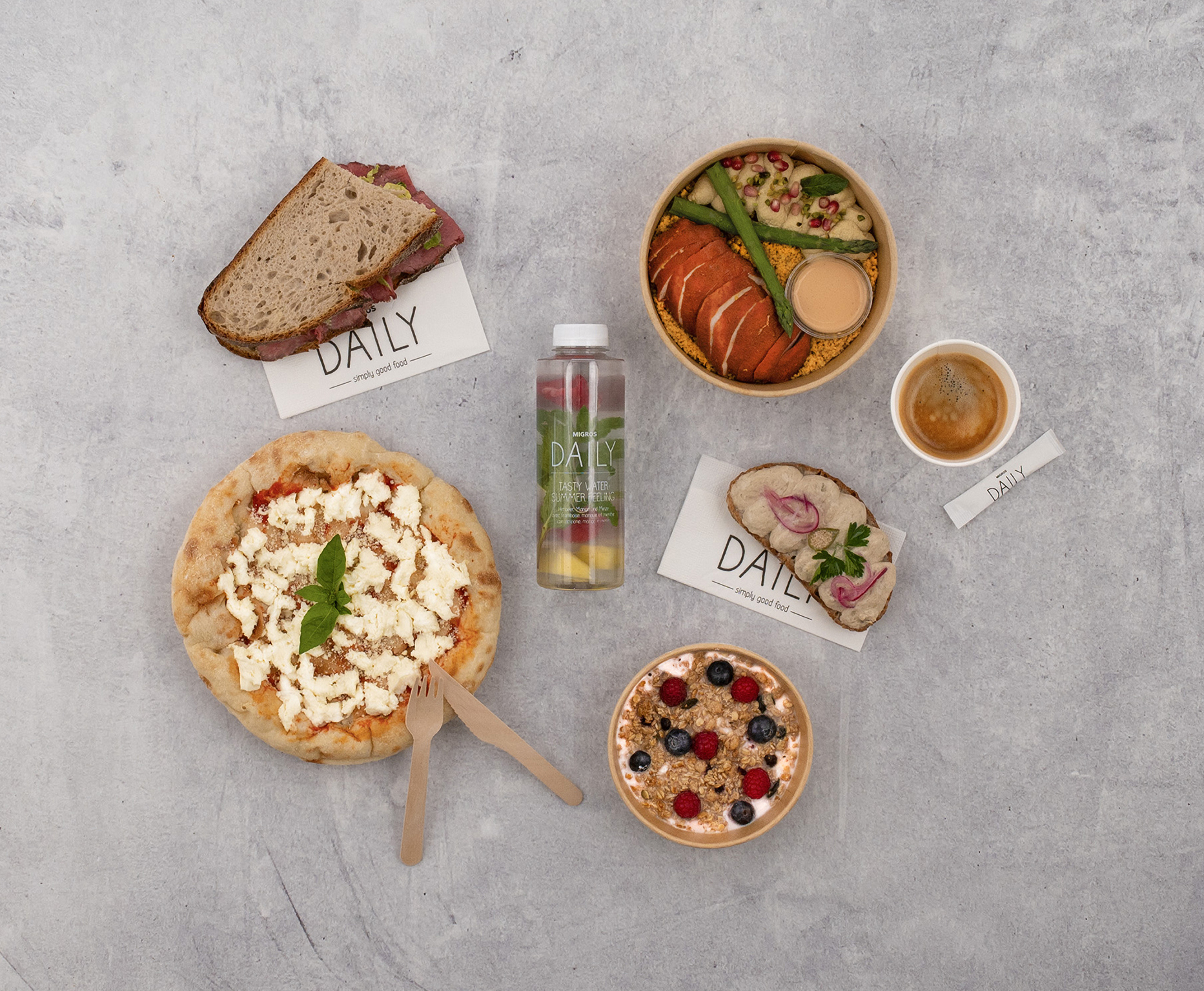 Der neue Migros Daily bietet eine grössere Auswahl an frischen Speisen und Getränken.