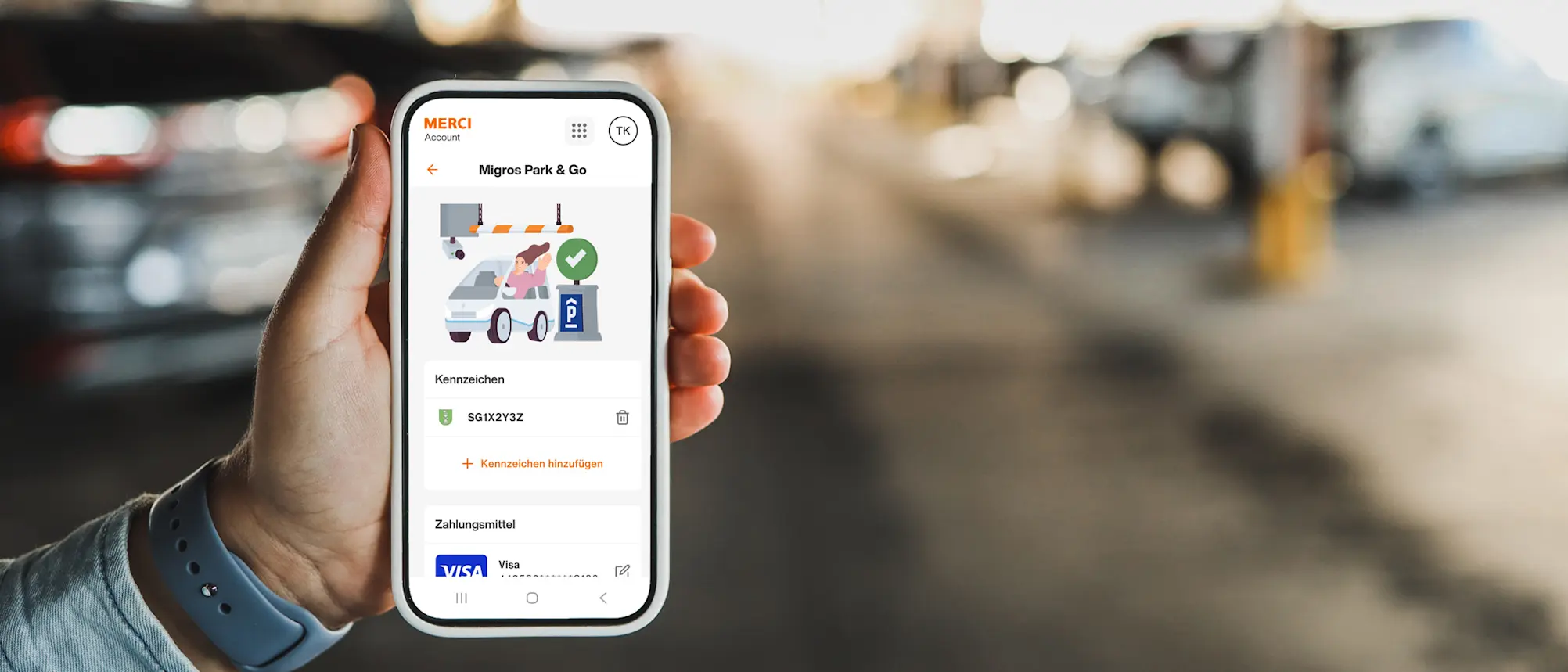 Mit Migros Park & Go wird der Bezahlvorgang vollständig automatisiert. Die Zahlung erfolgt automatisch bei der Ausfahrt, ohne dass die Kundin resp. der Kunde noch etwas tun muss.