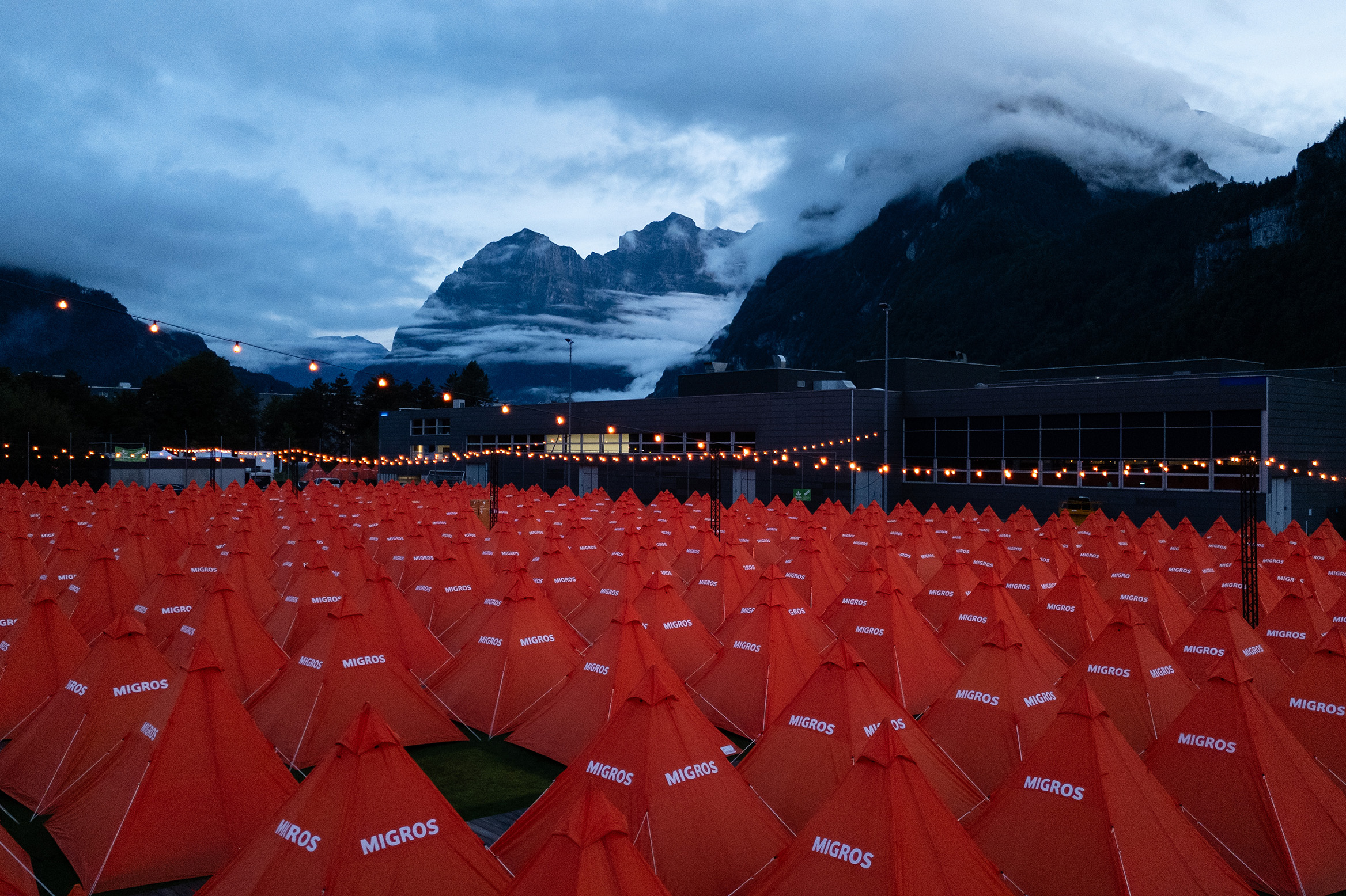 Gute Nacht! In der Migros-Zeltstadt können bis zu 1000 Personen übernachten.