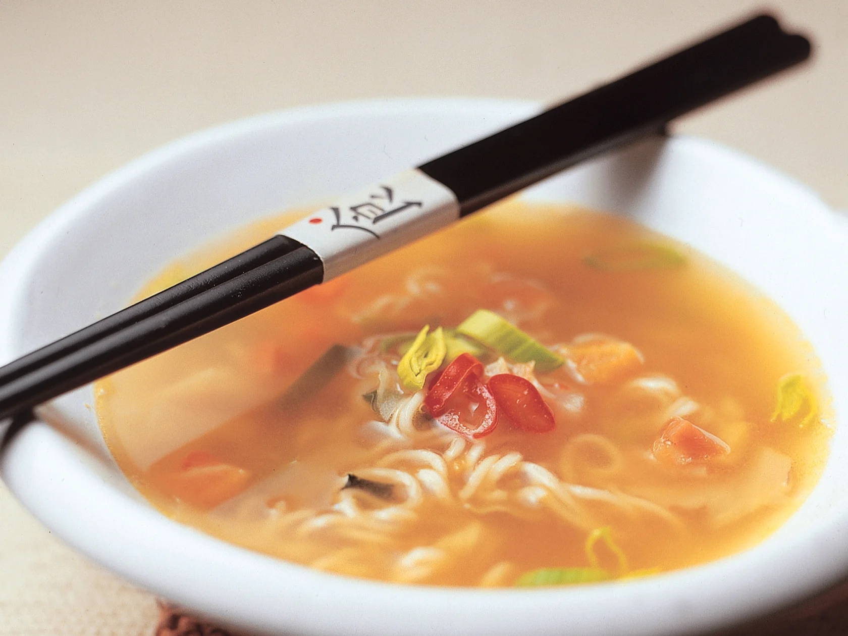 Itämainen juureskeitto