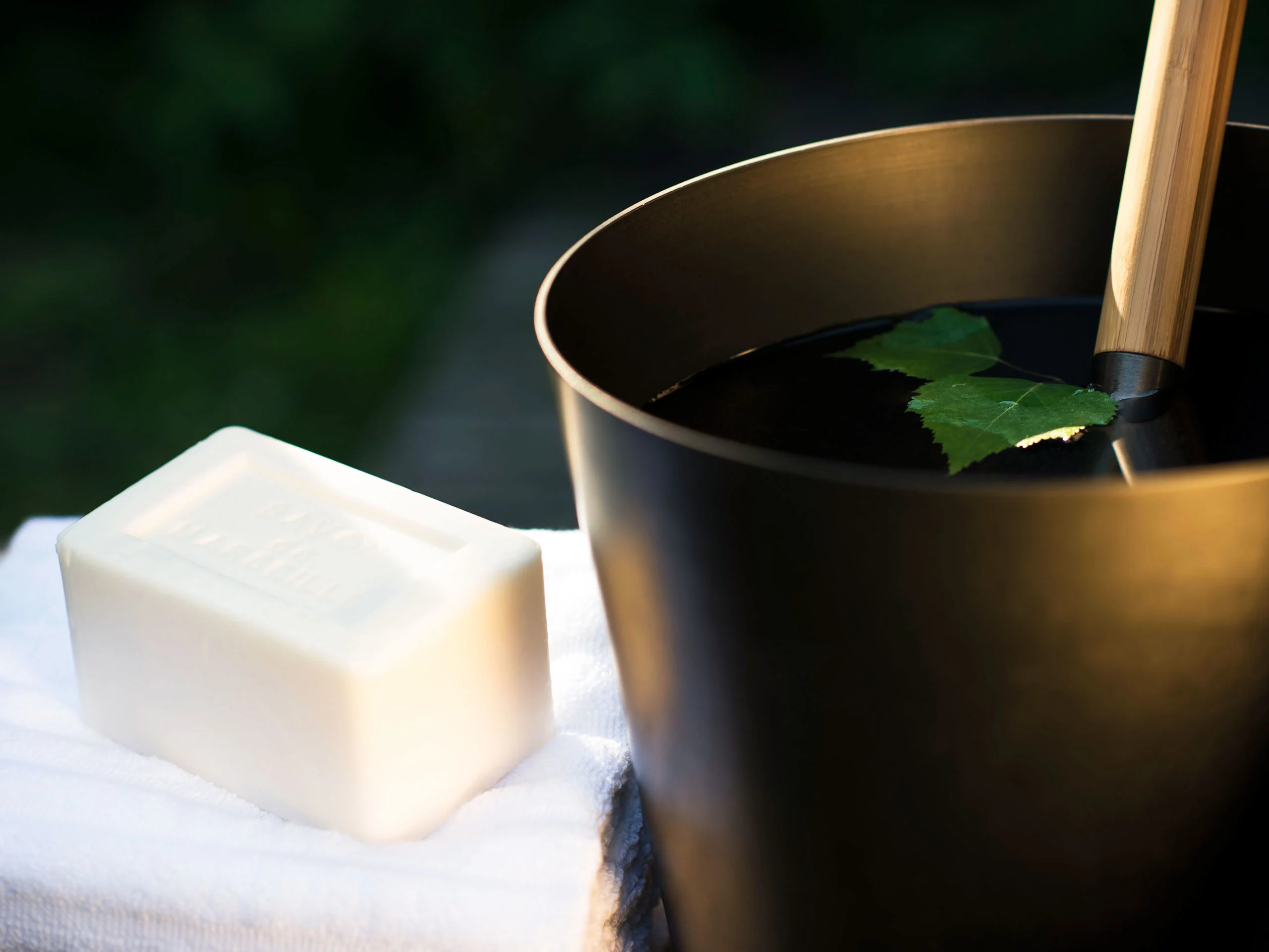 Sauna lämpiää hotellissakin joka päivä