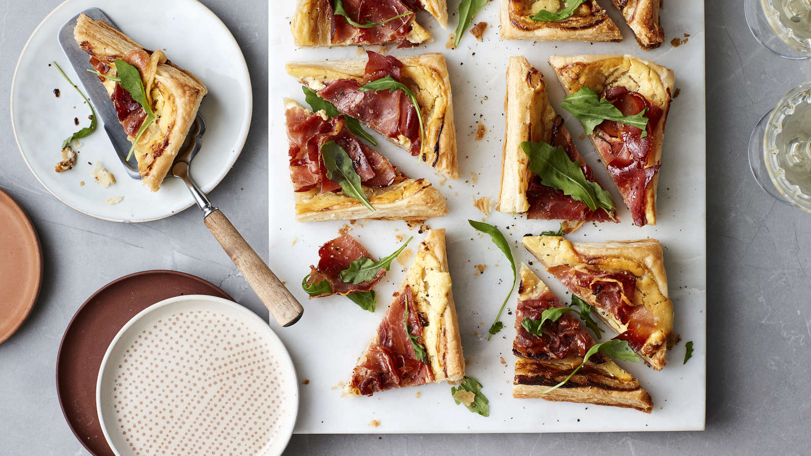 Flammkuchen-pizzapalat