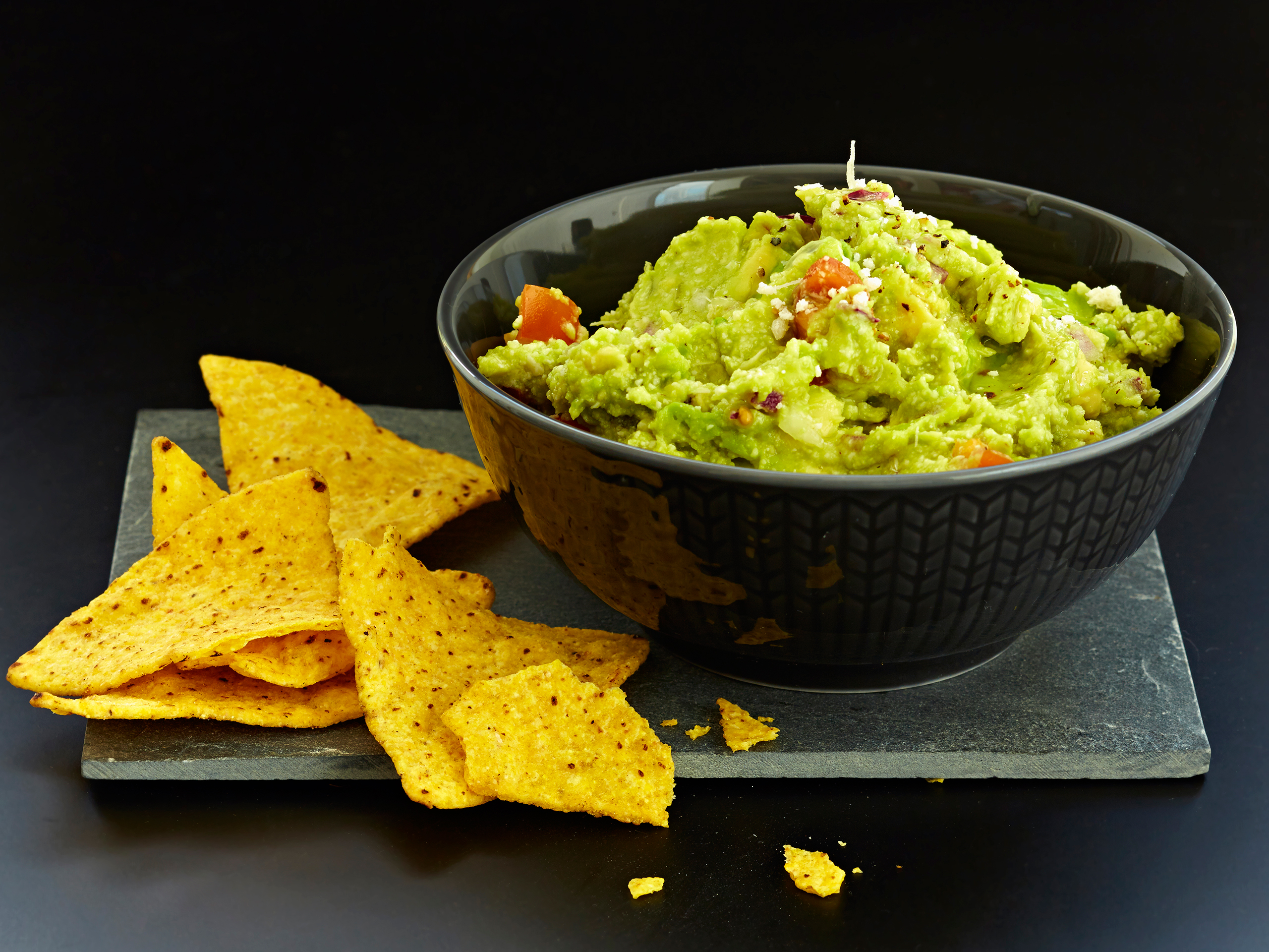 Juustoinen guacamole