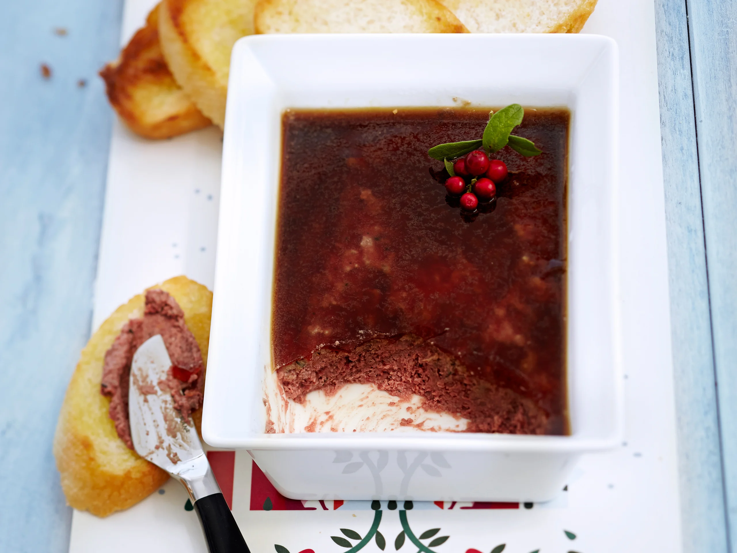 Broilerinmaksapasteija