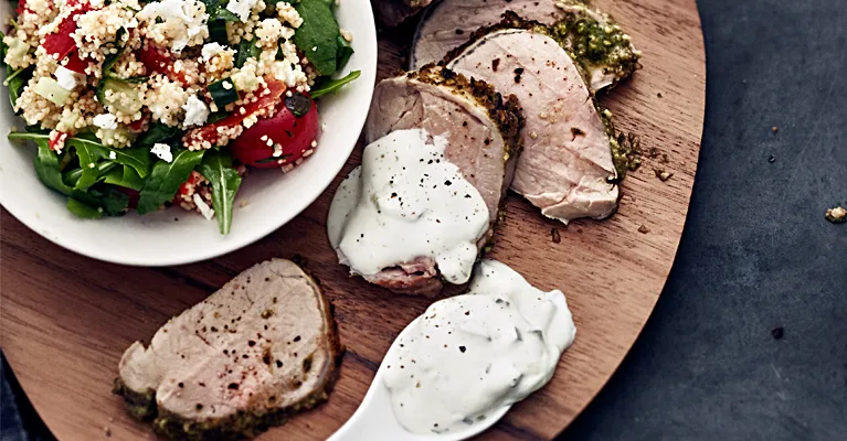 Porsaan sisäfilee ja kuskussalaatti