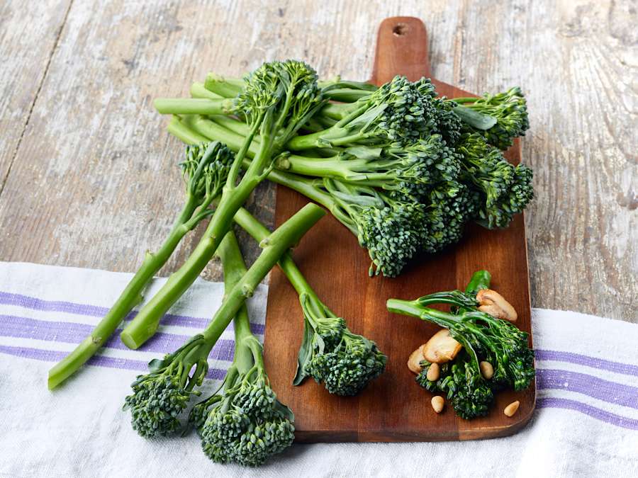 Broccolini on helppo terveysherkku 5 tapaa käyttää hittikasvista