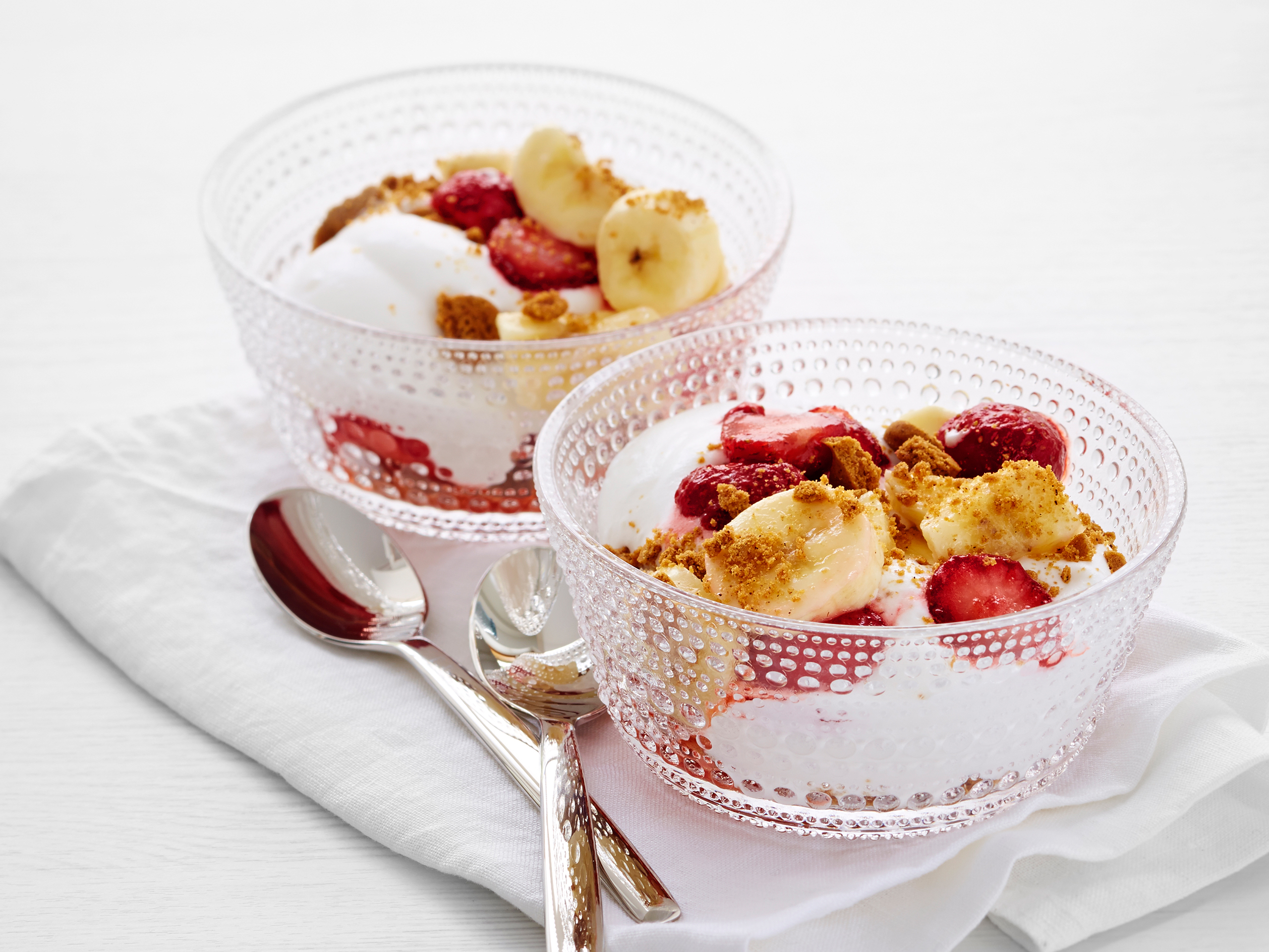 Banaani-mansikkahyve