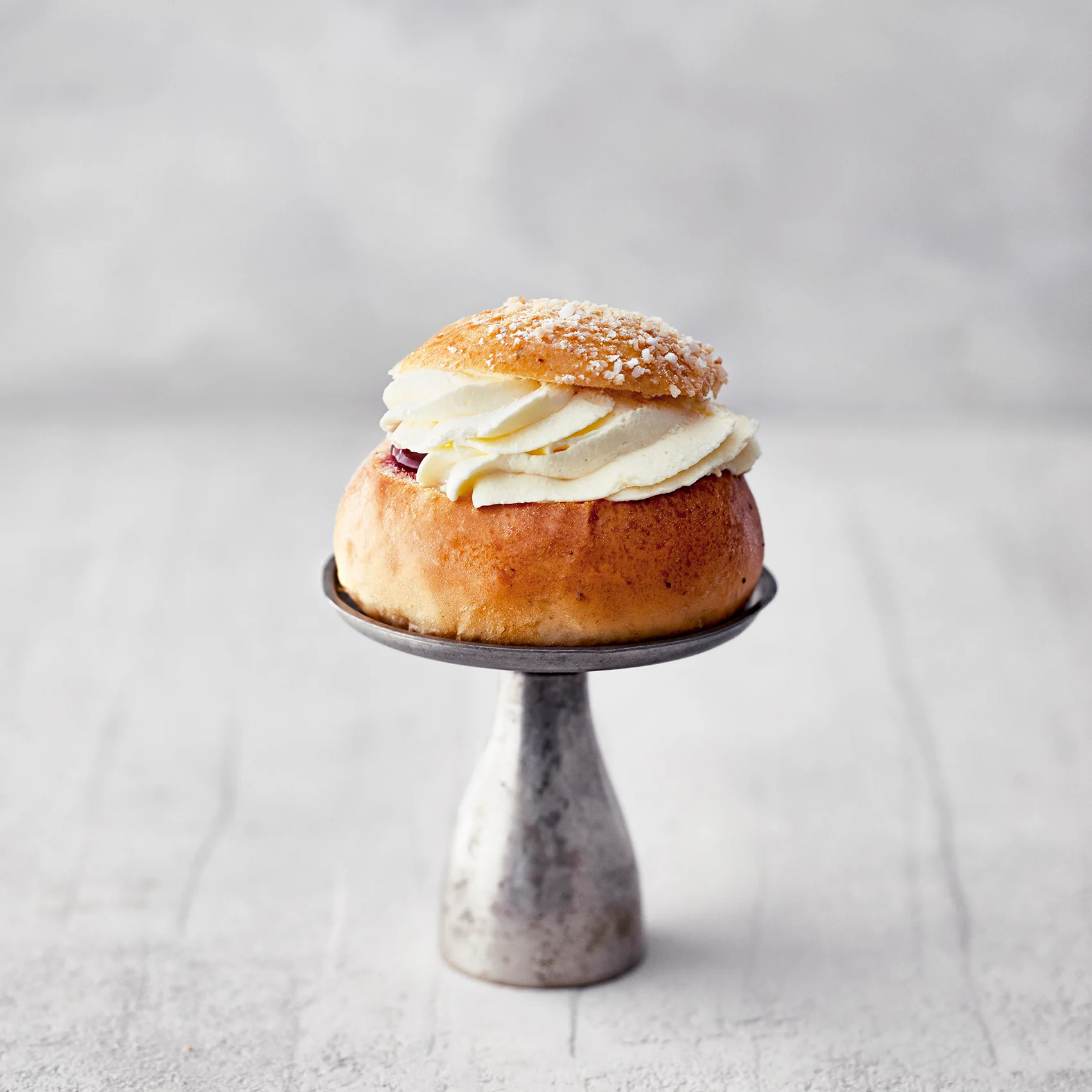 Perinteiset laskiaispullat