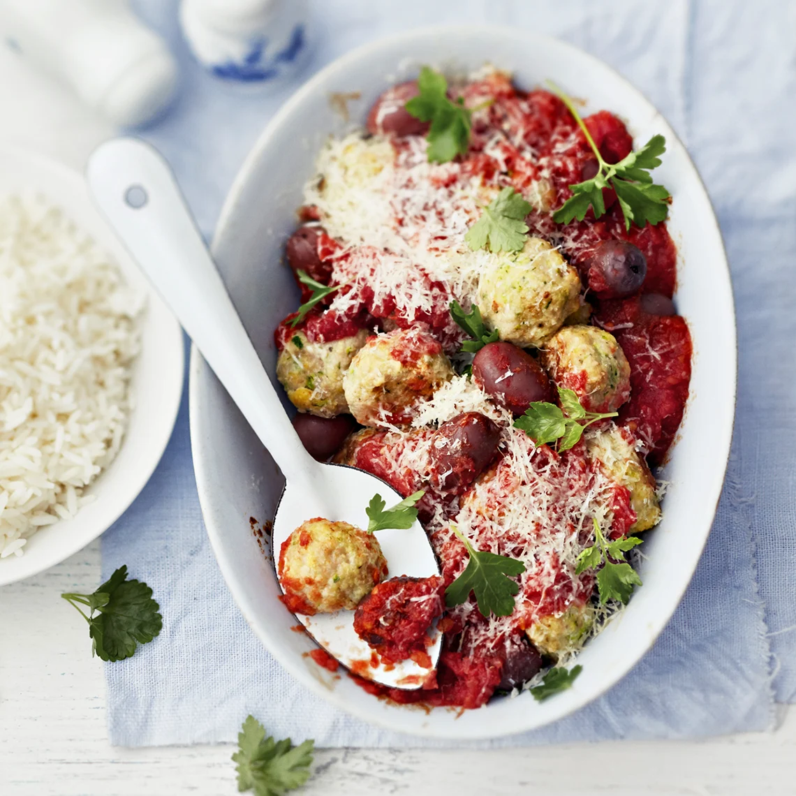 Juustoiset kananlihapullat