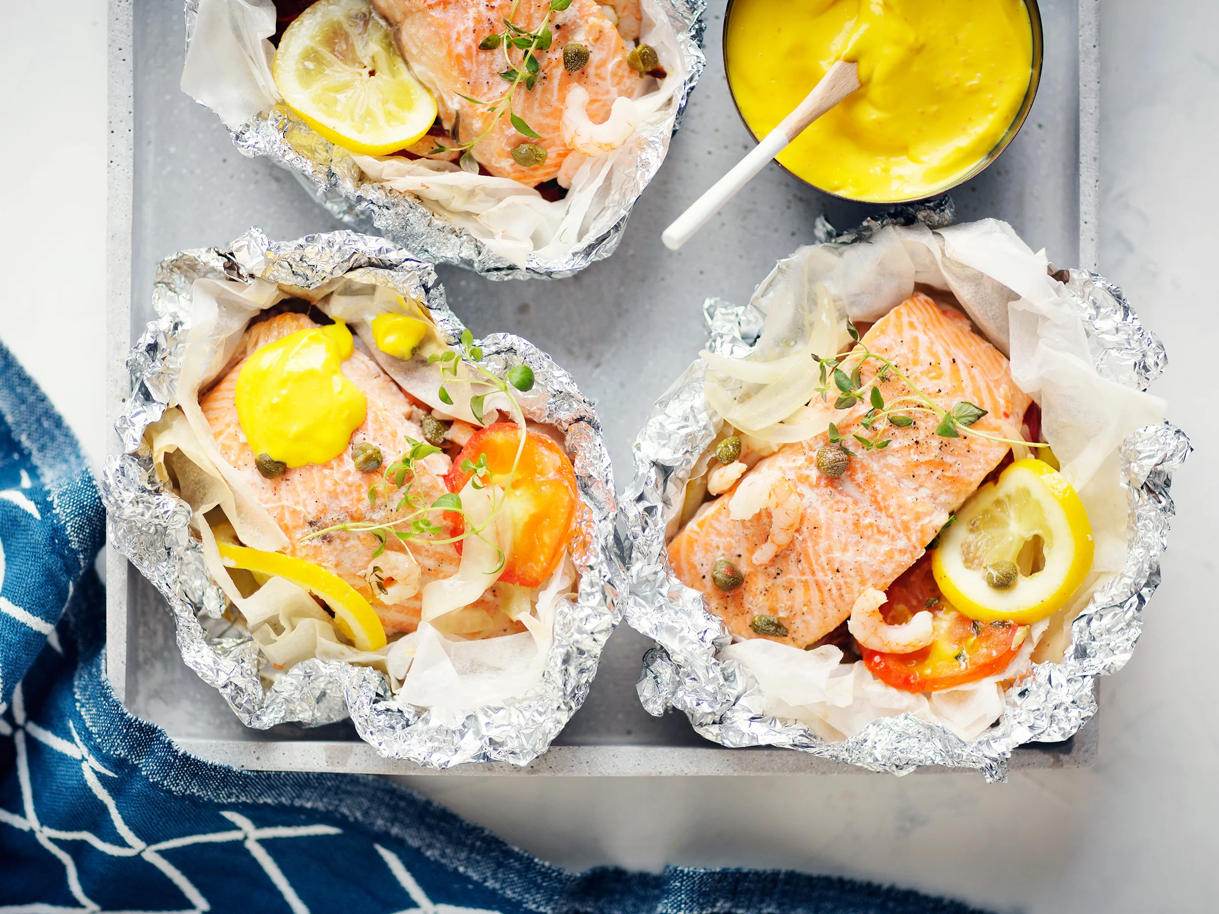 Lohi-bouillabaissenyytit