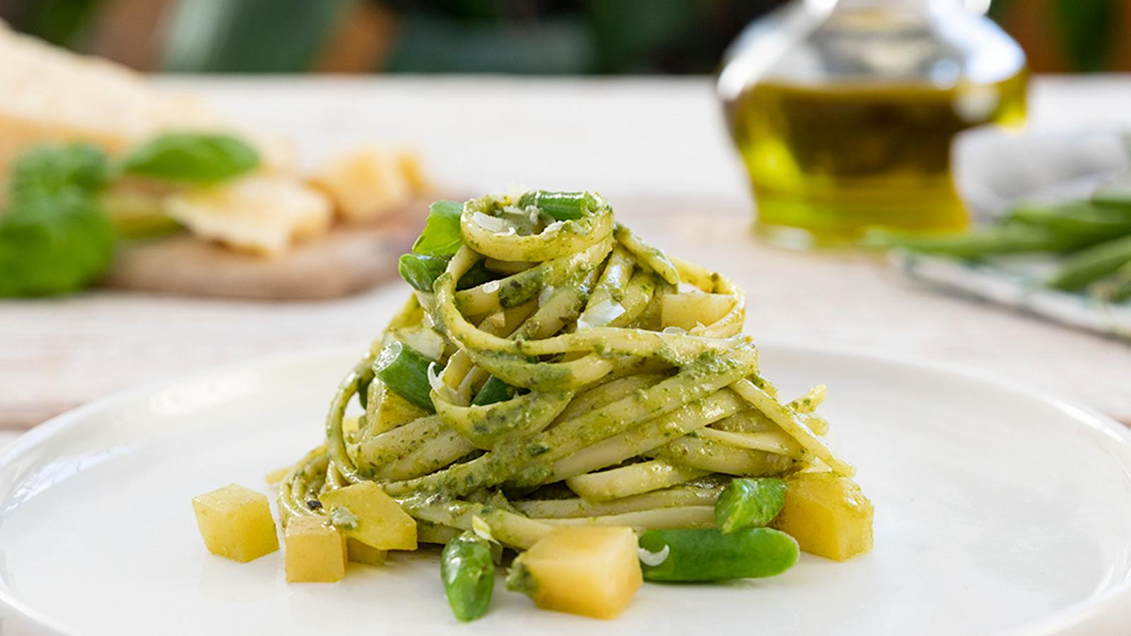 Barilla® Spaghettia pestolla, perunalla ja pavuilla