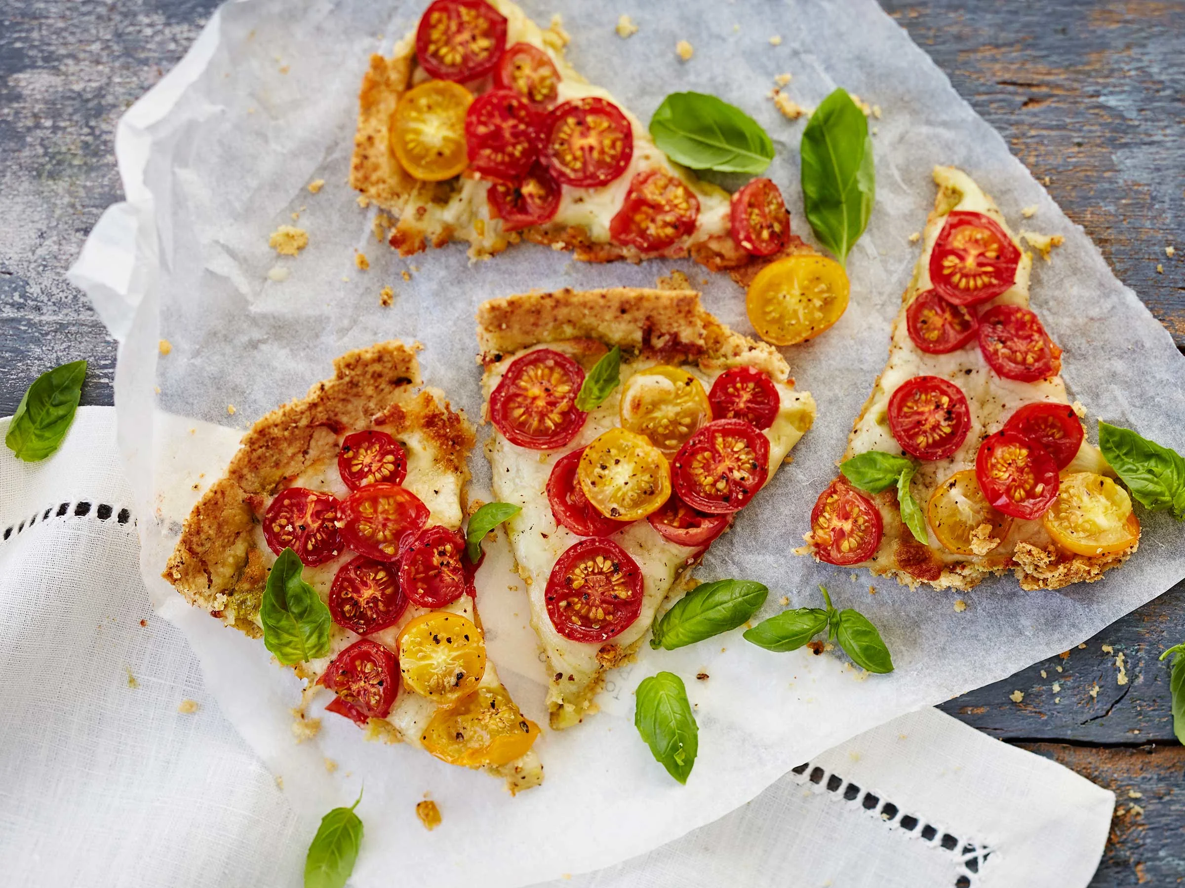 Gluteeniton tomaattijuustopiiras