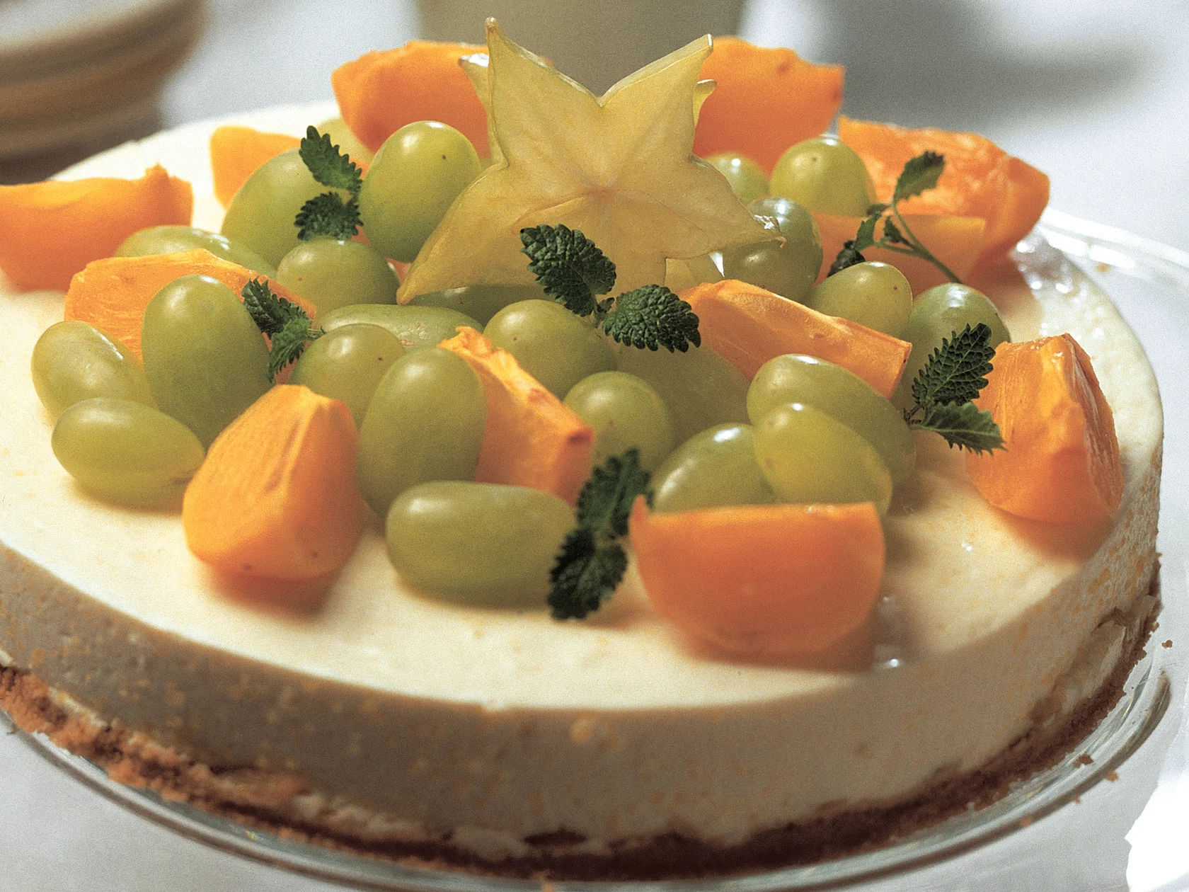 Persikkainen rahkahyytelökakku