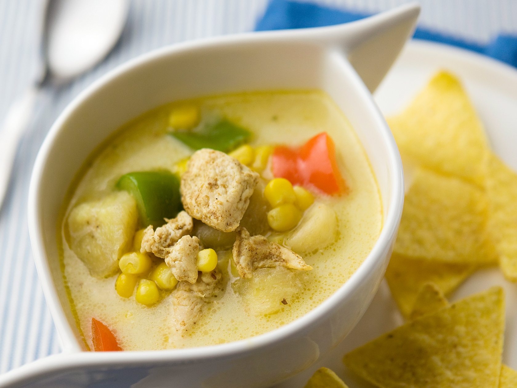 Meksikolainen kanakeitto