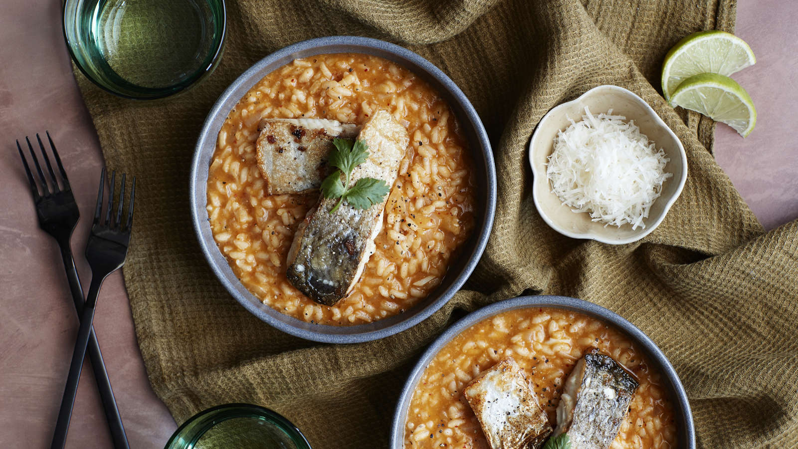 Curryrisotto ja paistettua siikaa