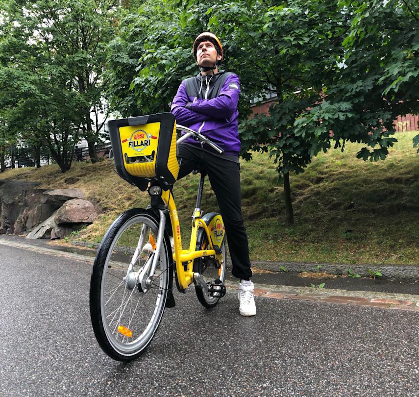 Fillaritaiteilijalle koko kaupunki on kuin taulu, joka odottaa maalaamista.