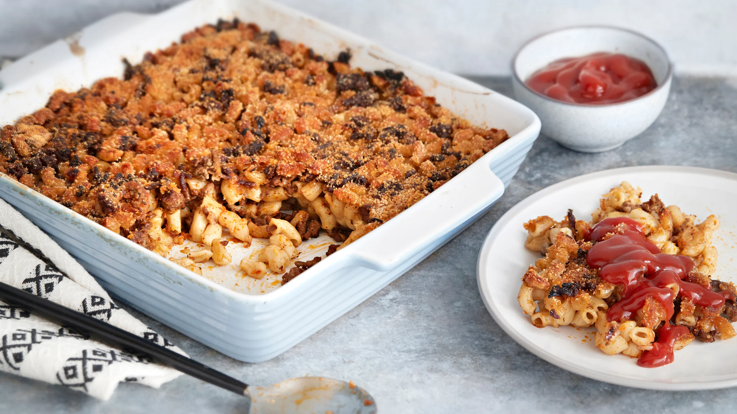 Maidoton ja munaton makaronilaatikko