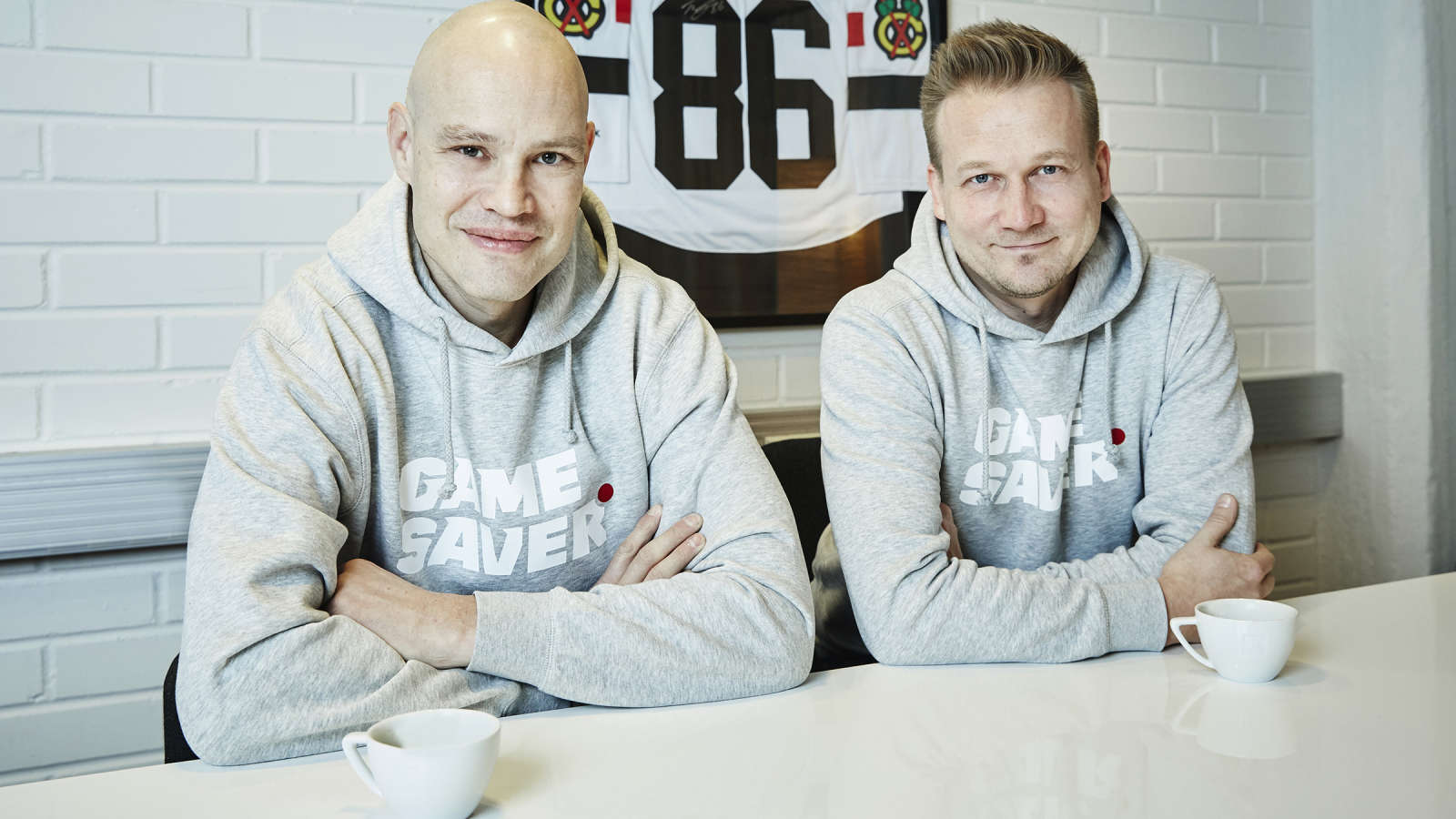 Entinen NHL-kiekkoilija Jarkko Ruutu ja Gamesaverin toimitusjohtaja Vellu Maurola
