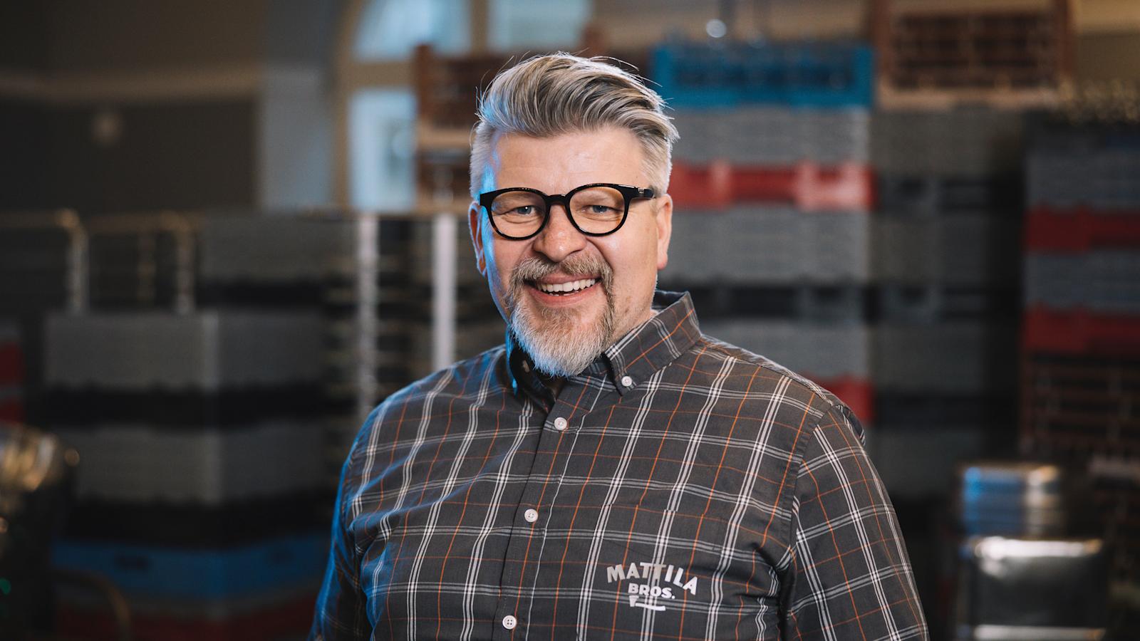 Tero Sivula kuvattuna Suomalainen Menestysresepti 2023 -ohjelman semifinaalissa Helsingissä maaliskuussa 2022.