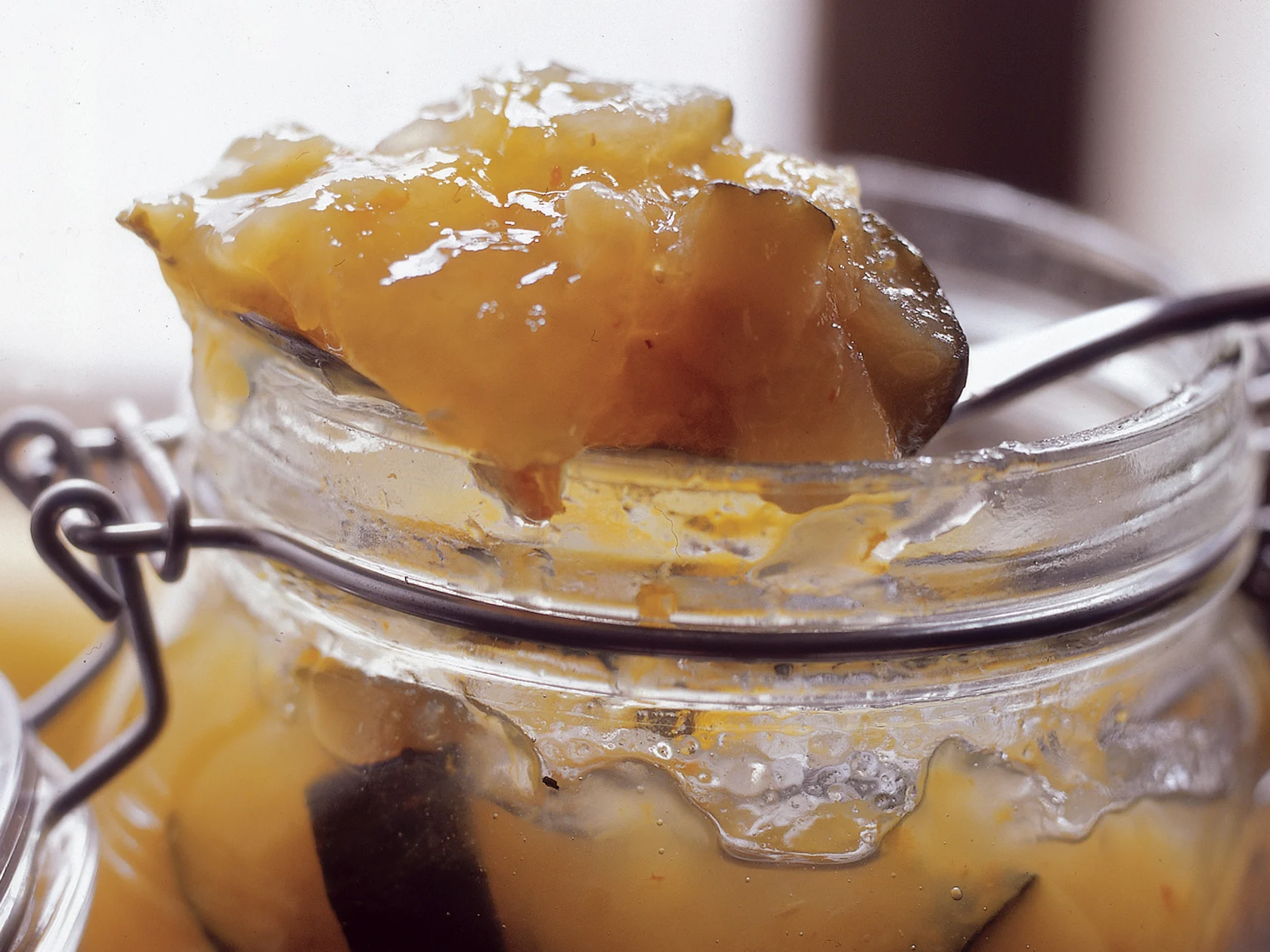 Sitruksinen kesäkurpitsahillo