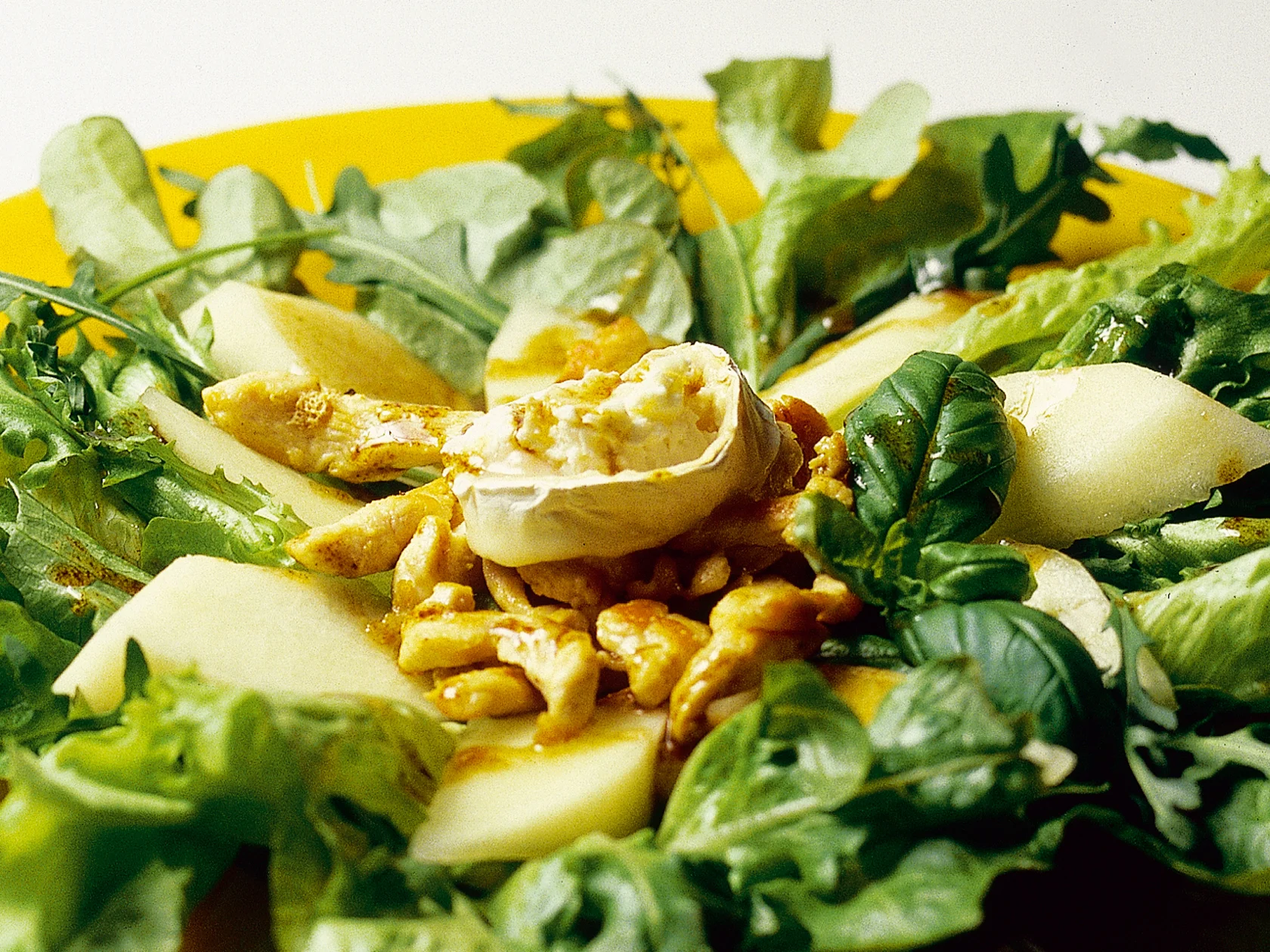 Broileri-hunajamelonisalaatti