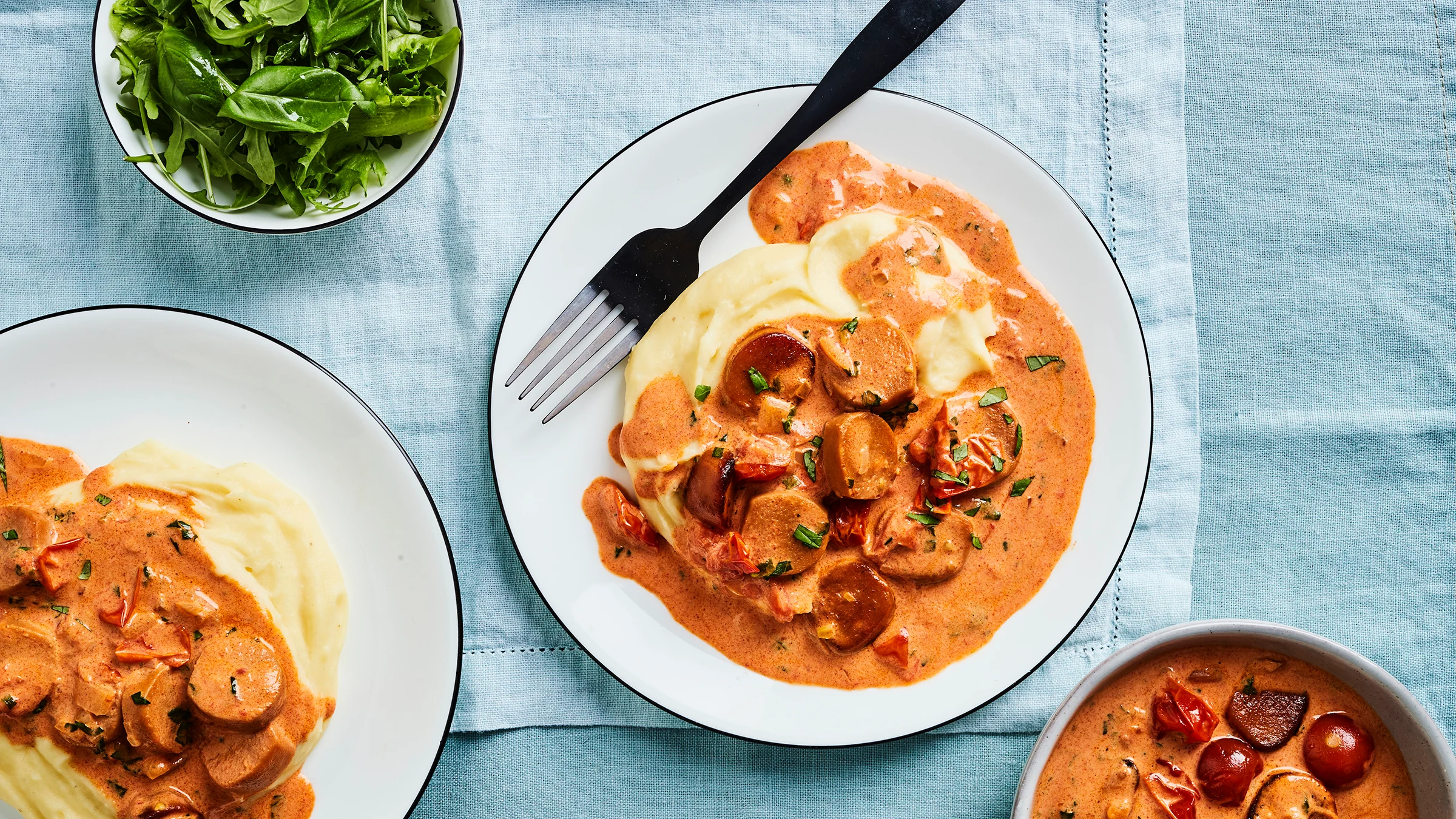 Vegaaninen makkarakastike