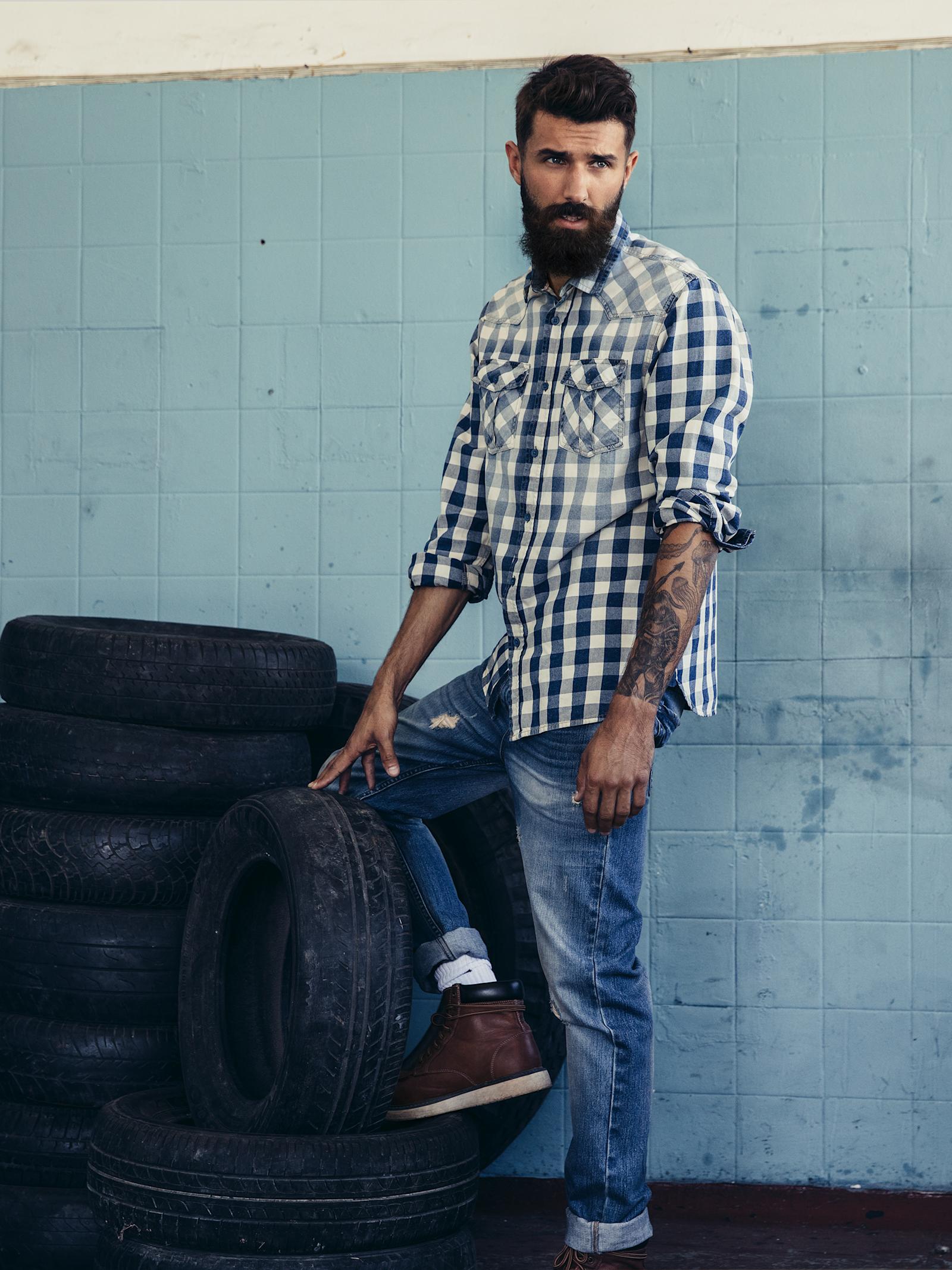 **iJeans-paita**, S–3XL 24,90 e ja **iJeans-farkut**, S–3XL, 29,90 e.