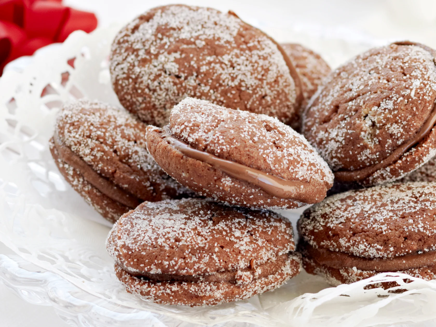 Suklaiset lusikkaleivät