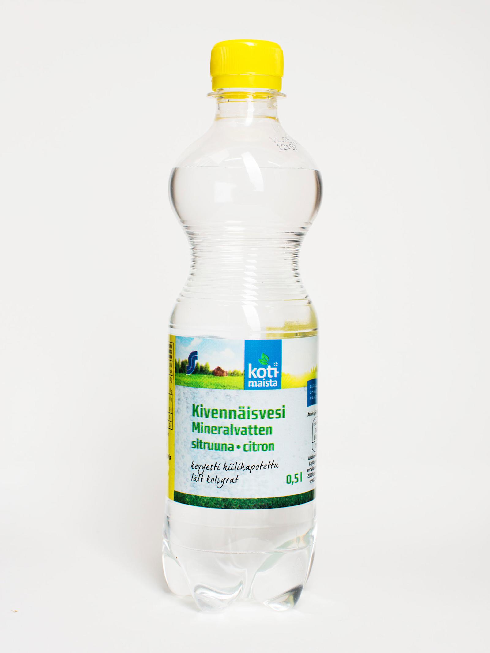 Kotimaista Sitruuna -kivennäisvesi