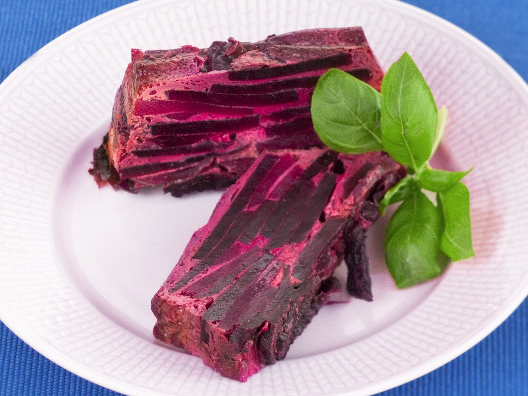 Punajuuri-perunapaistos