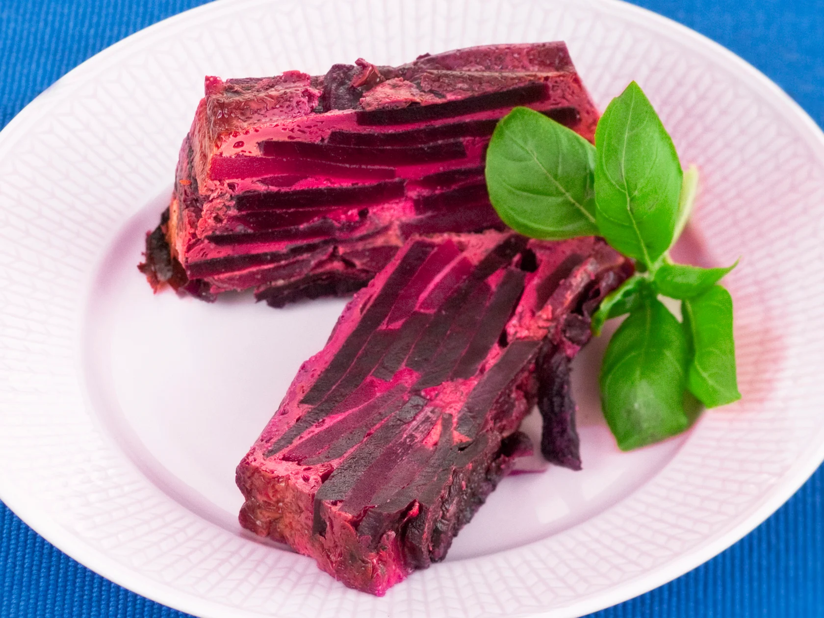 Punajuuri-perunapaistos