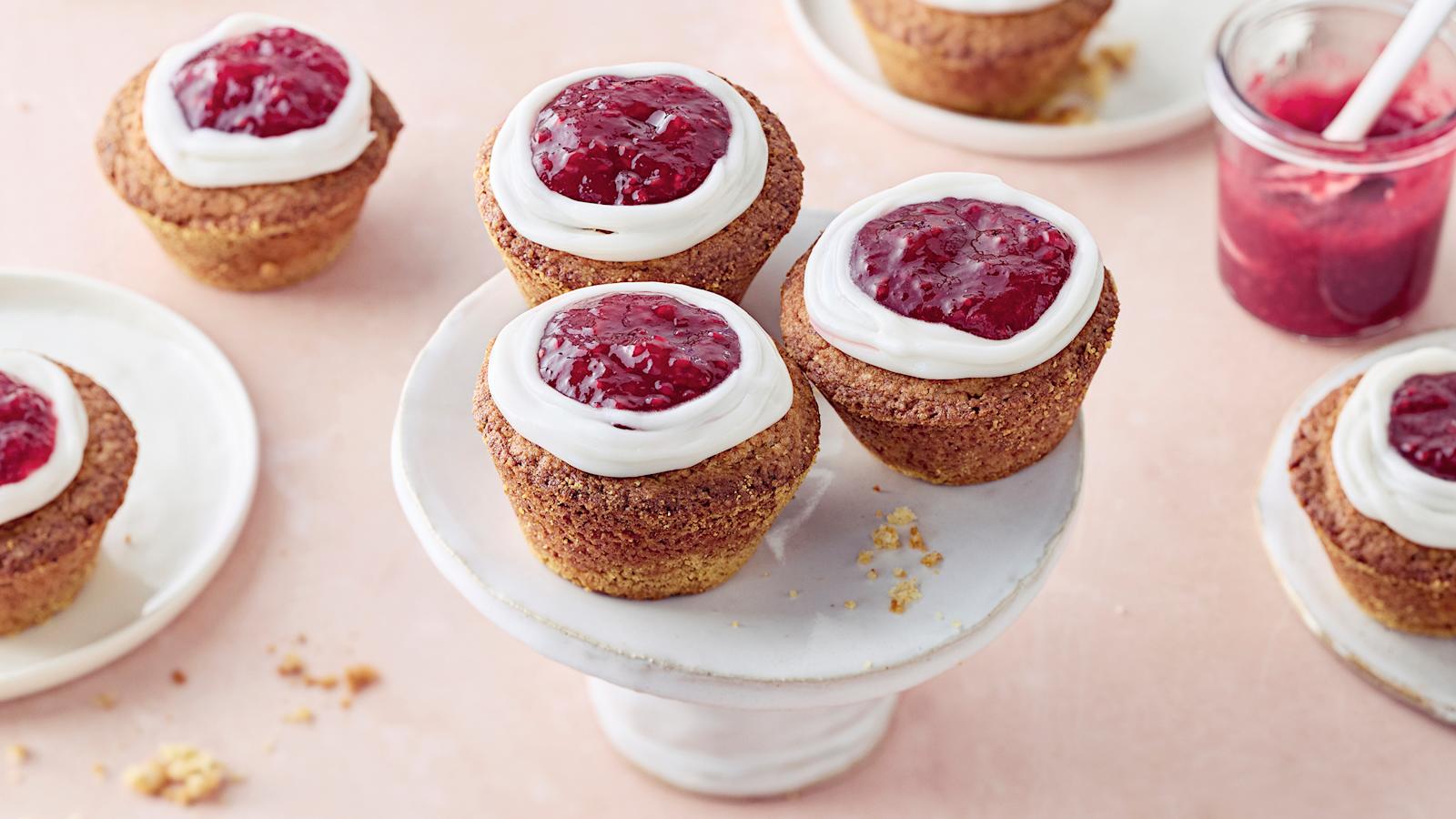 Helpot runebergintortut tehdään muffinssivuoassa