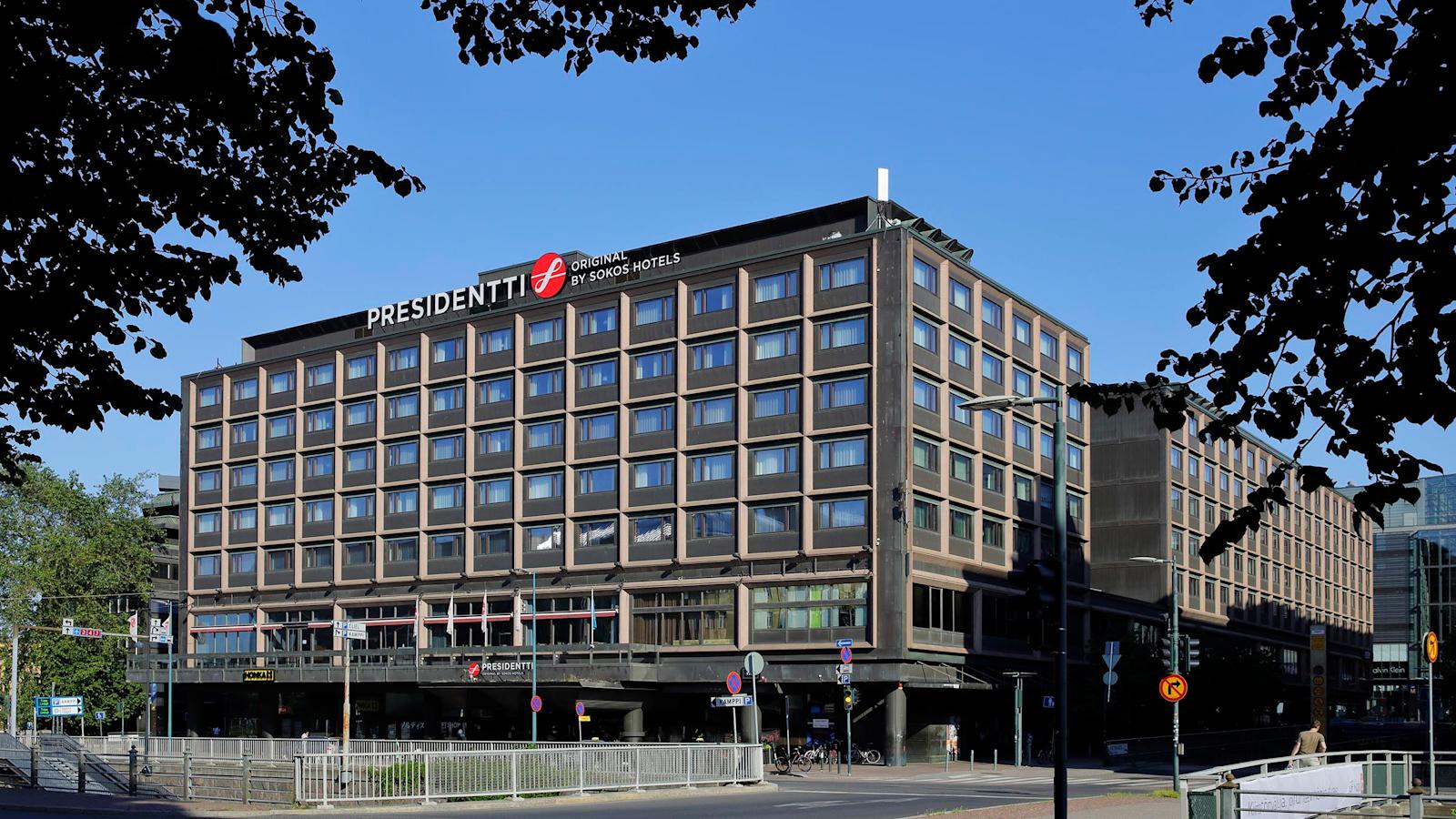 Hotelli Presidentti sijaitsee Helsingin Kampissa.