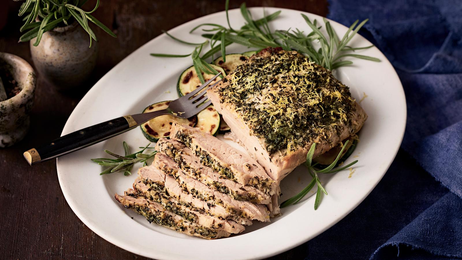 Murea porsaan ulkofilee uunissa yrttikuorrutuksella