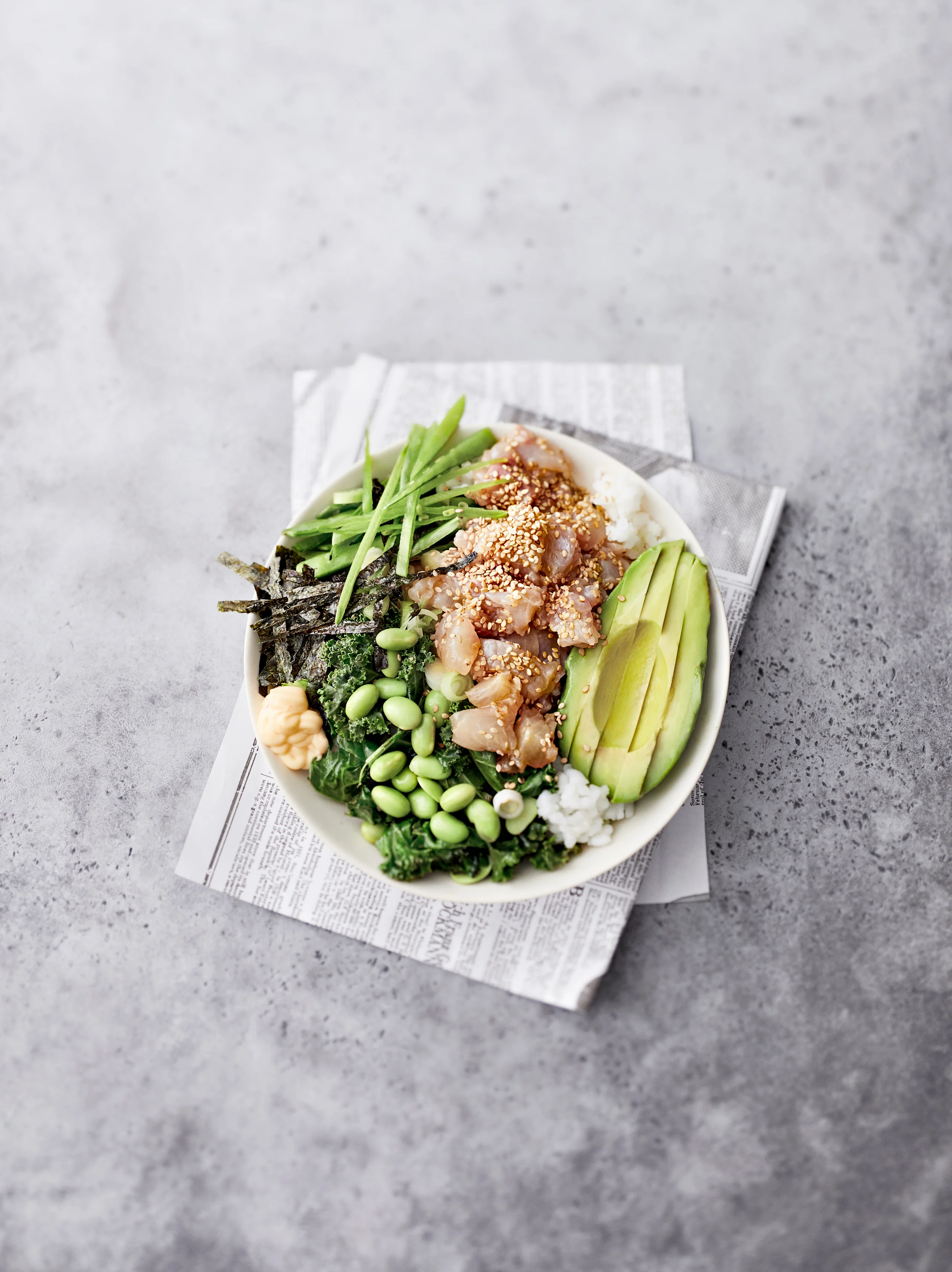 Siikapoke on saa aasialaisen vivahteen ponzu-kastikeesta ja raastetusta inkivääristä. Helppo ja nopea. 