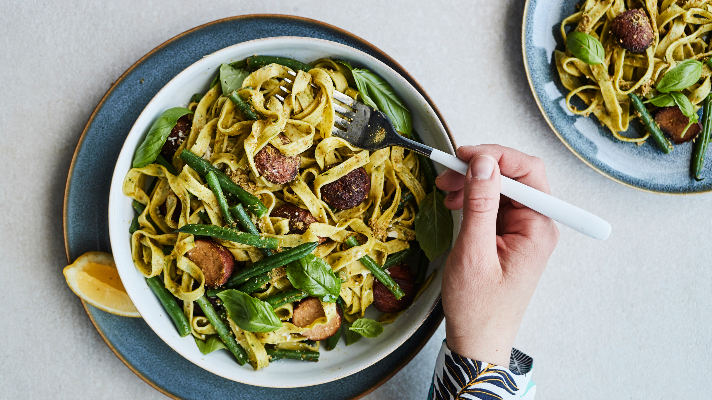 Pikainen kalapullapasta | Pasta | Yhteishyvä