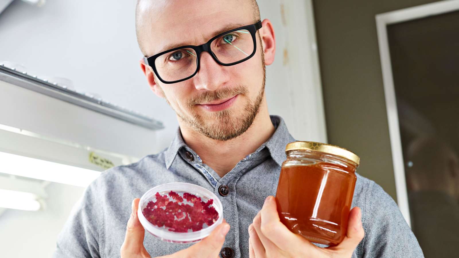 Tulevaisuuden ruoka voi kasvaa tankissa, sanoo tutkija **Lauri Reuter**, jota haastattelimme vuosi sitten.