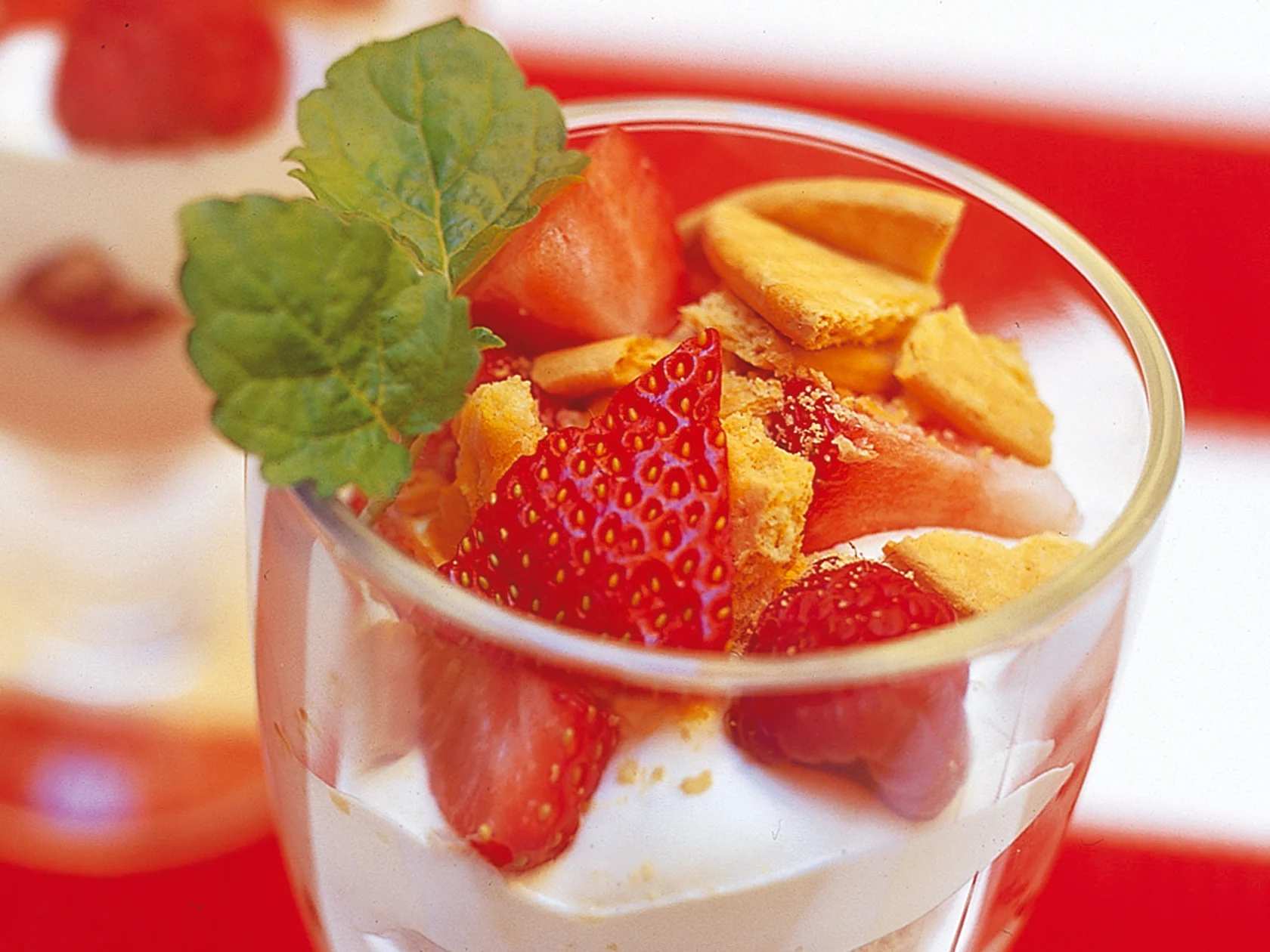 Nopea kesäjälkiruoka