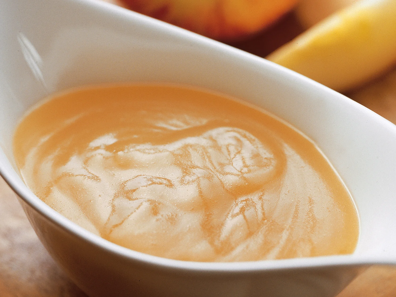 Omenainen kastike possulle