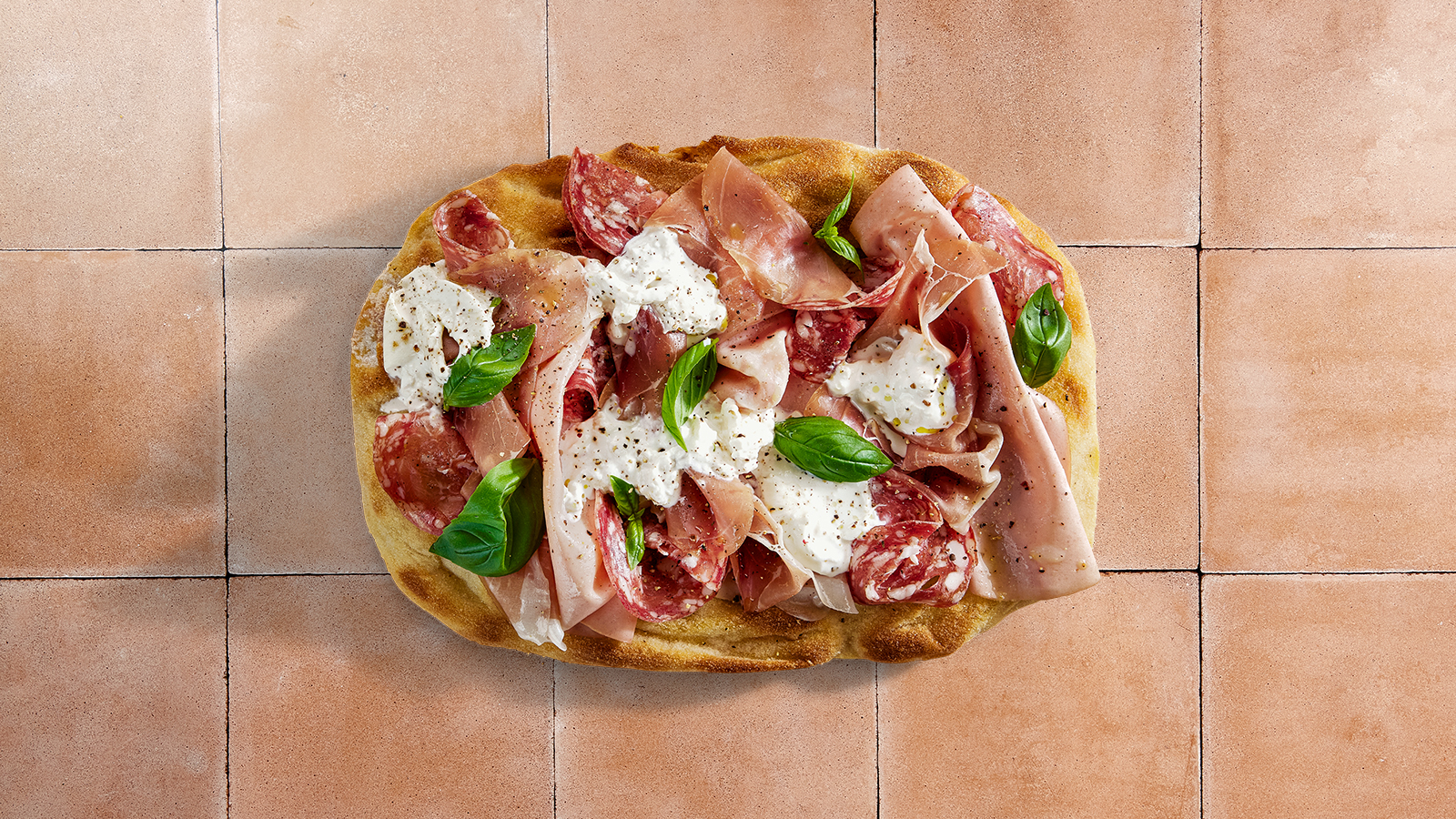 Italian S-M-P -pinsa