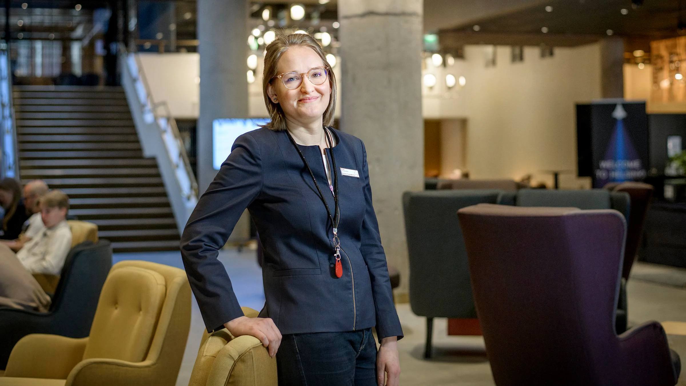 Sokos Hotel Presidentin vastaanoton palvelupäällikkö Elina Pietala