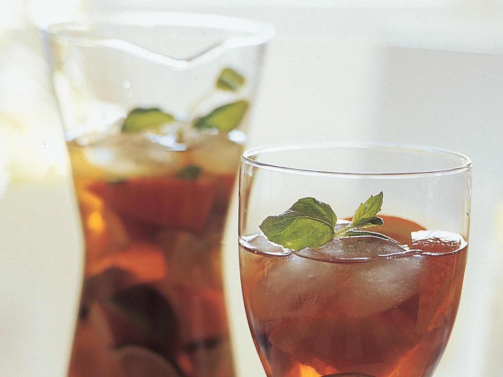 Persikkainen jääteebooli