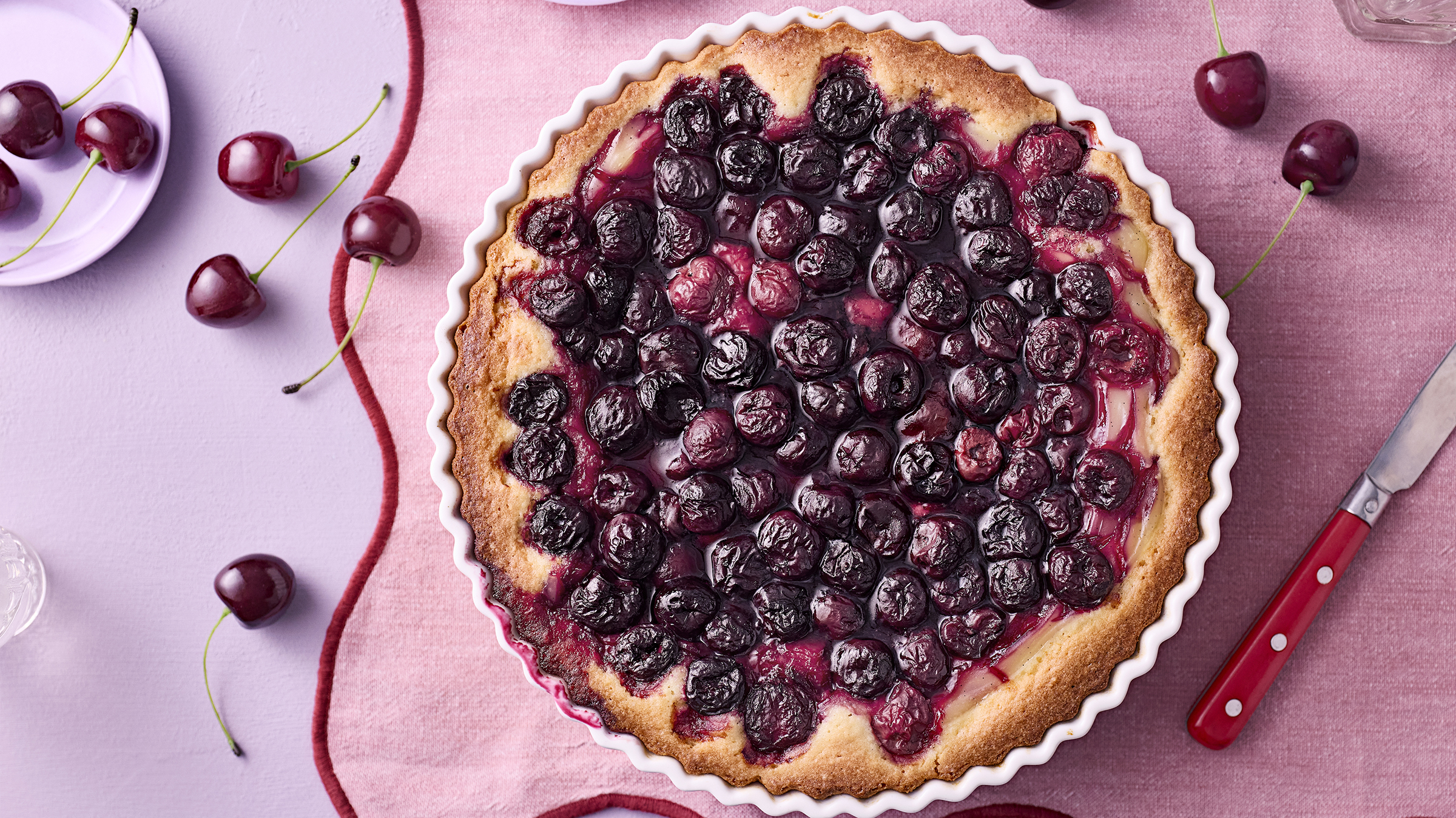 Helppo kirsikkapiirakka